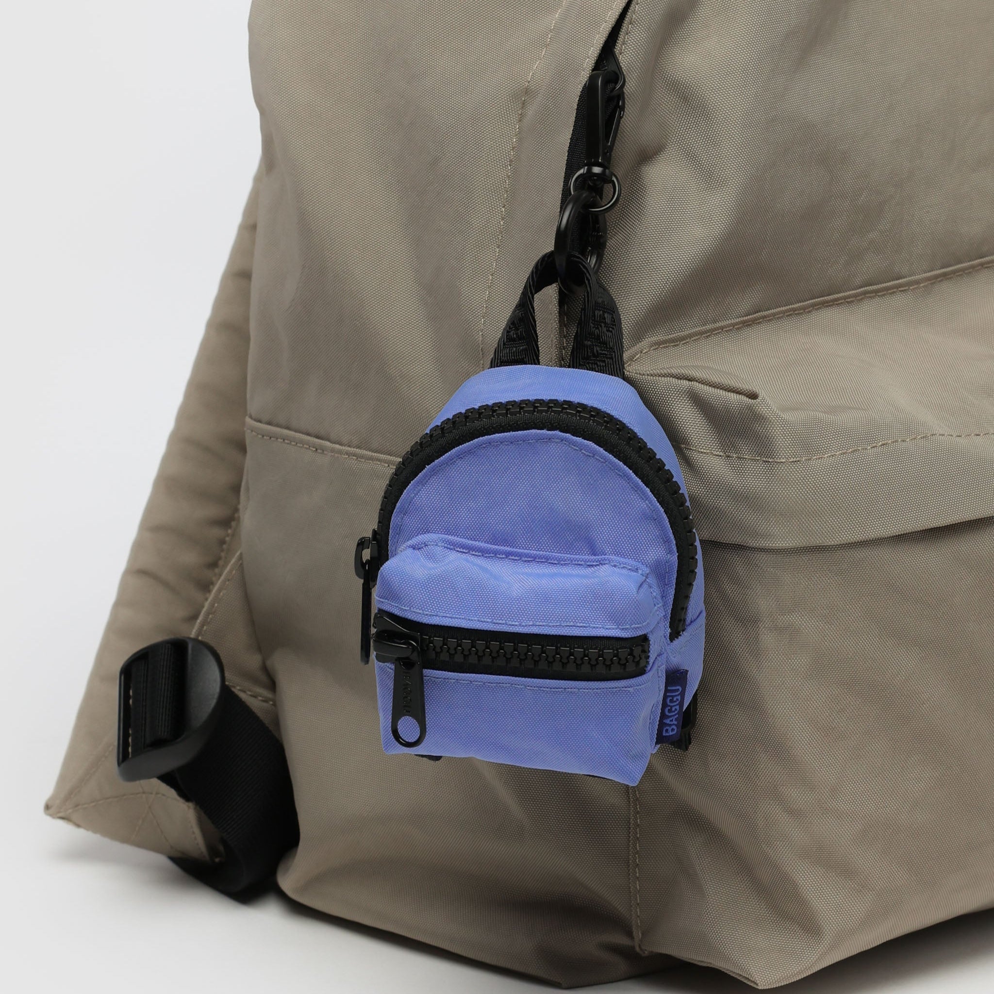BAGGU Backpack Charm (Cornflower)
