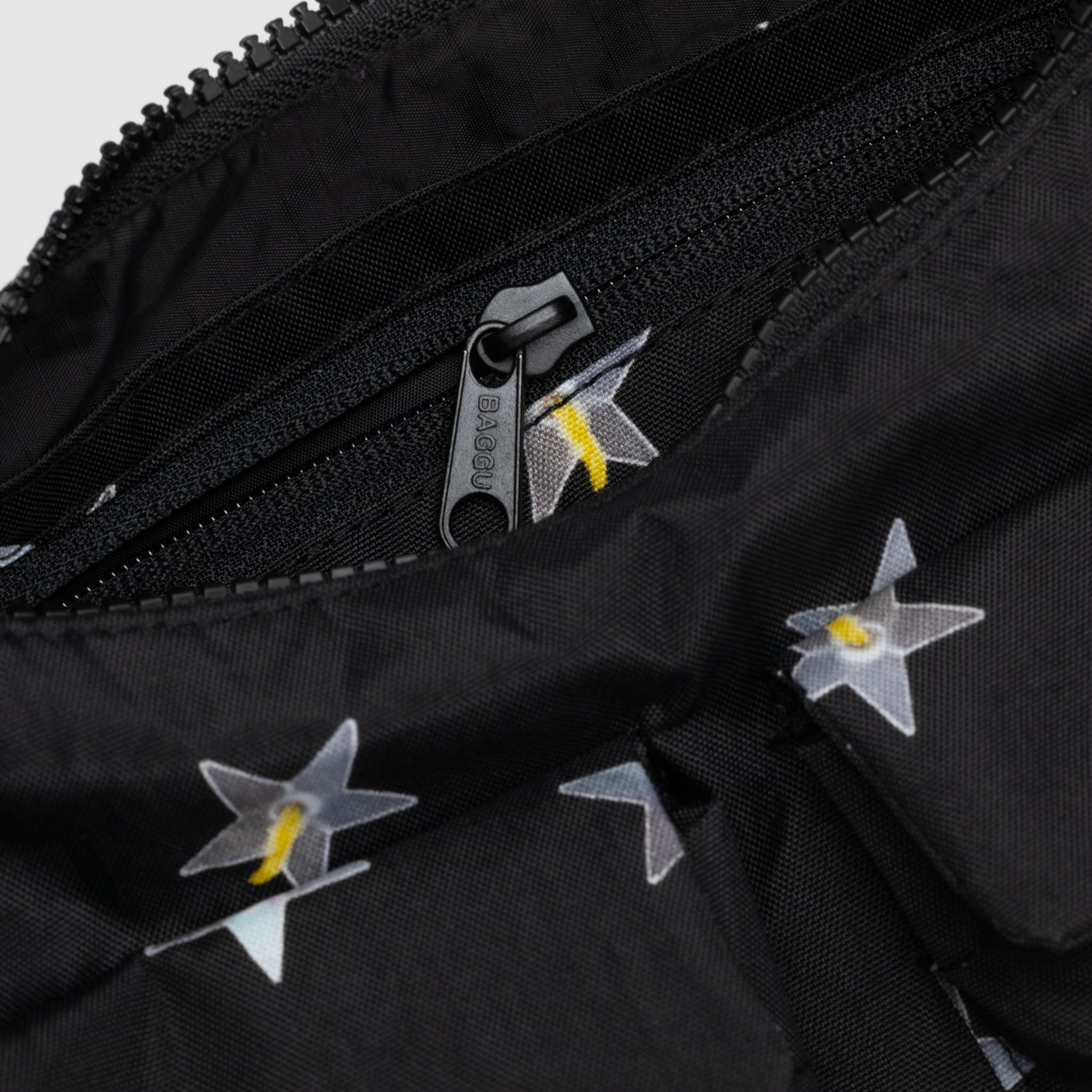 BAGGU Cargo Shoulder Bag (Stars)