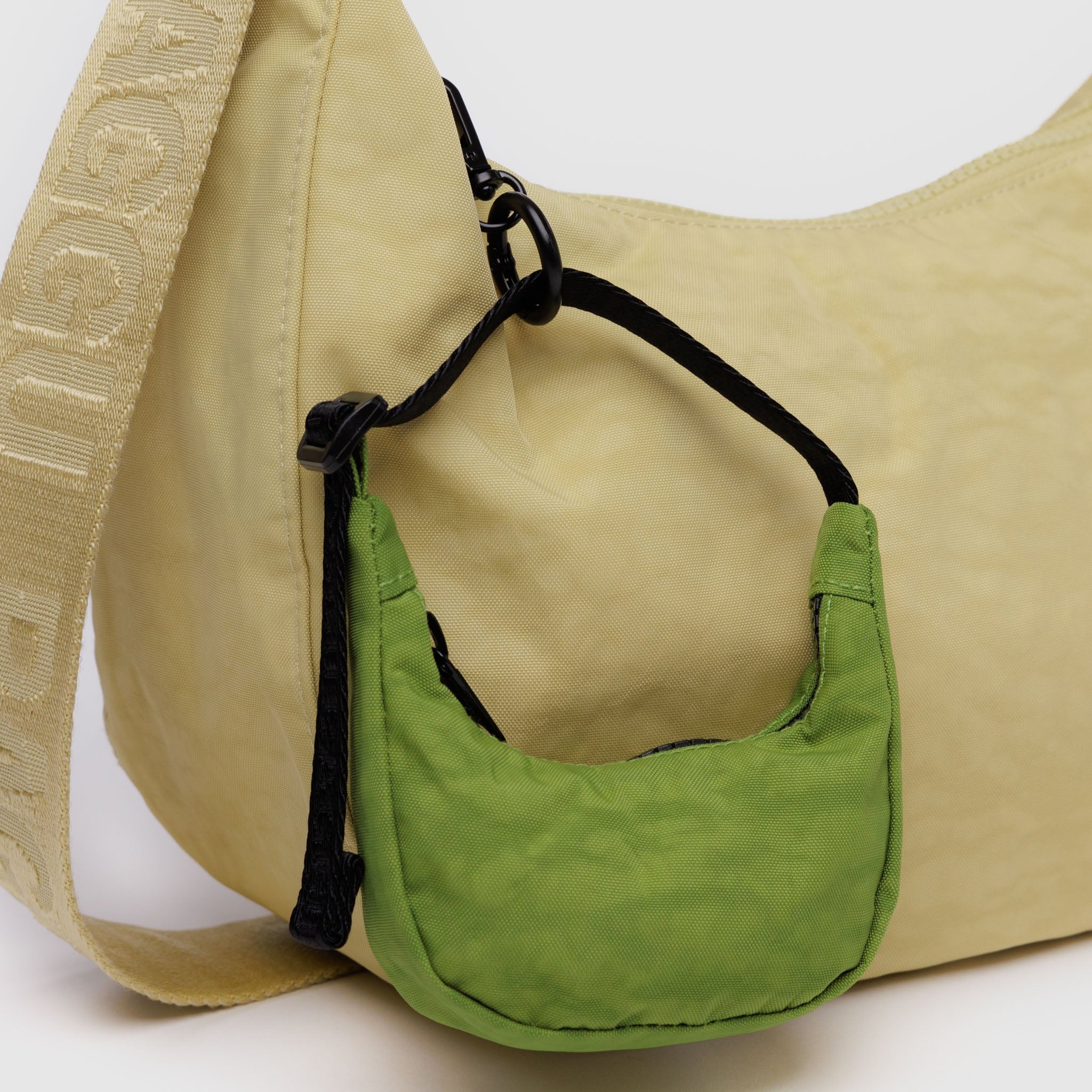 BAGGU Crescent Bag Charm (Green Juice)