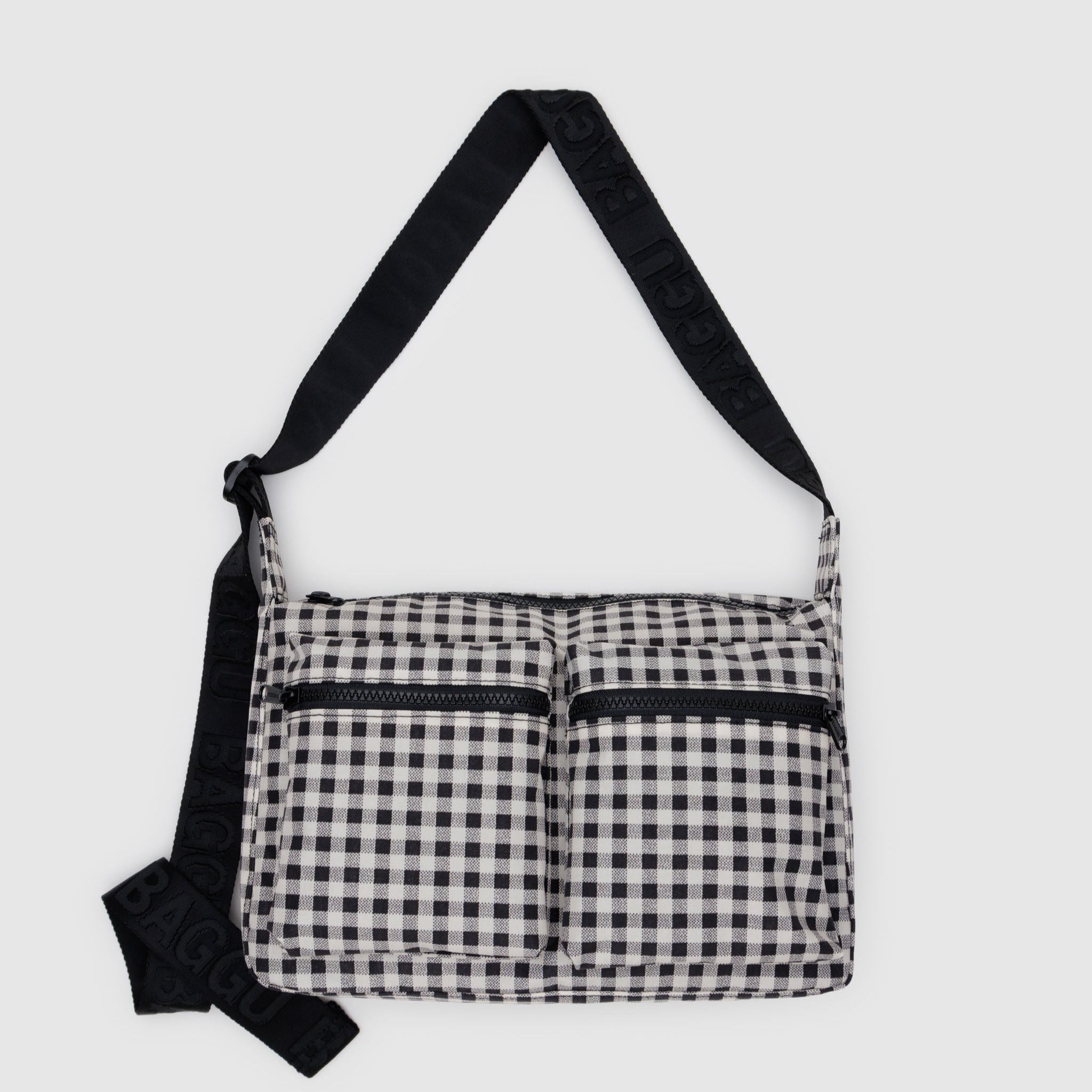 BAGGU Medium Cargo Crossbody - Black & White Gingham