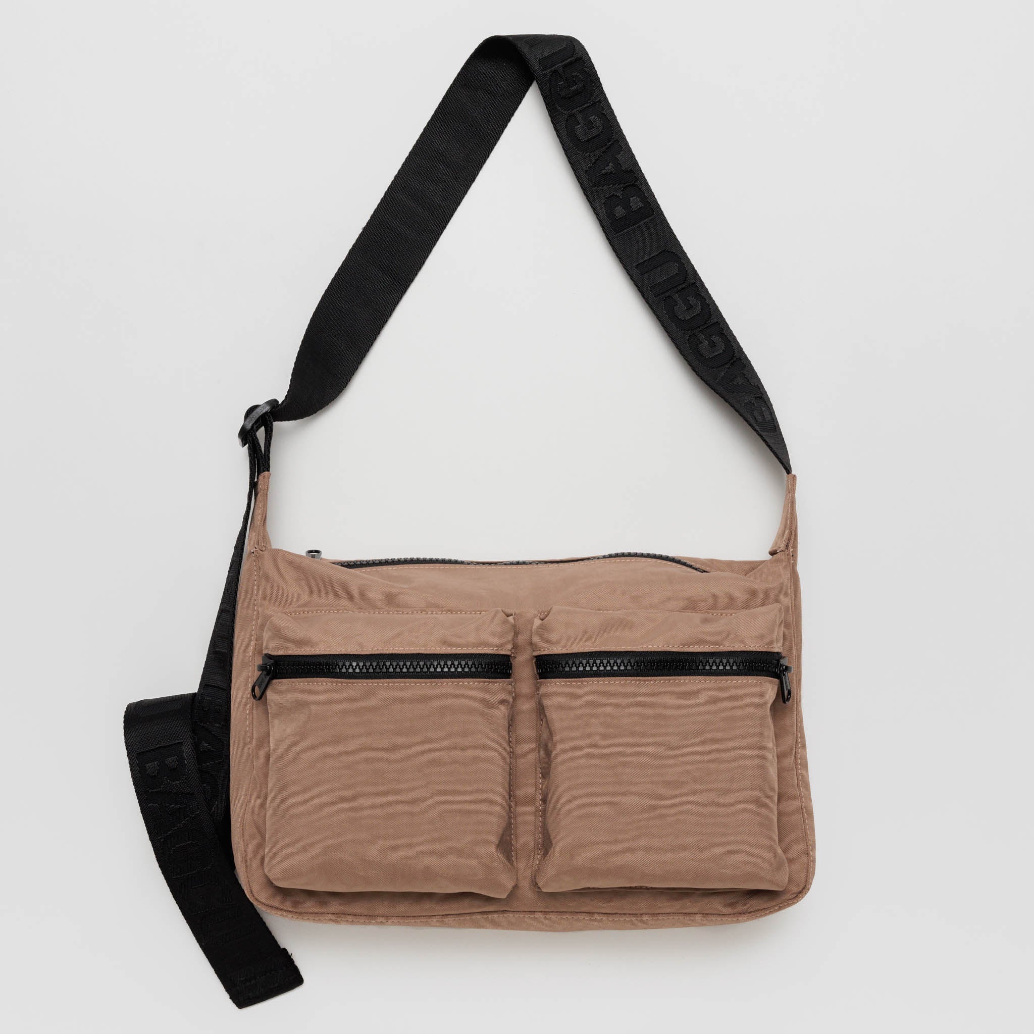 BAGGU Medium Cargo Crossbody - Cacoa