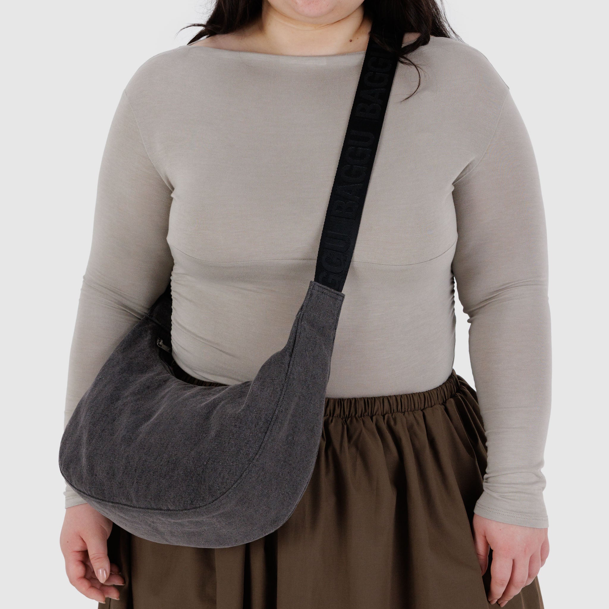 BAGGU Medium Denim Crescent Bag (Washed Black Denim)