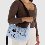 BAGGU Medium Crescent Bag (Embroidered Ballet Icons)