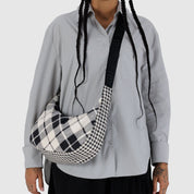 BAGGU Medium Crescent Bag (Mixed Plaid)