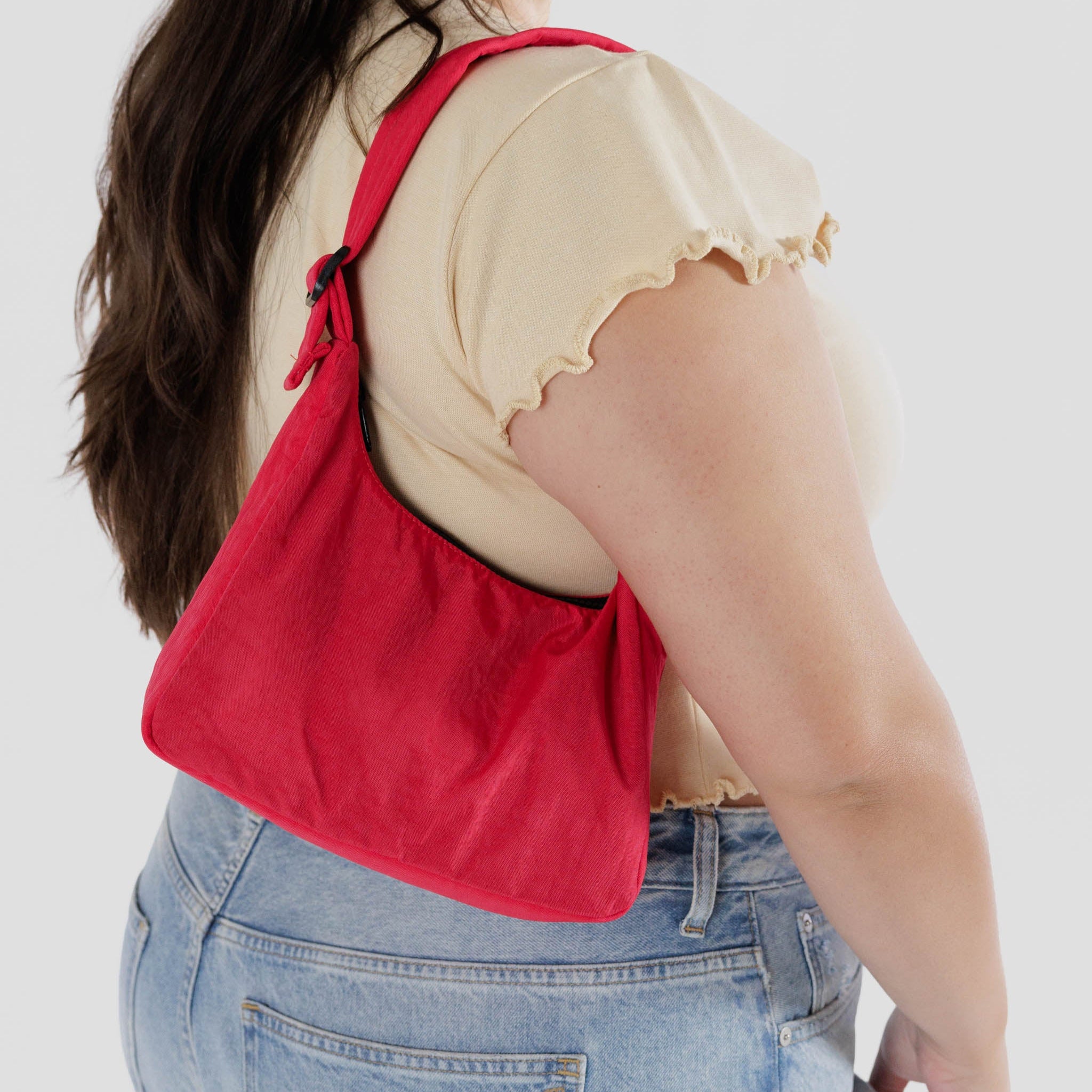 BAGGU Mini Nylon Shoulder Bag (Candy Apple)