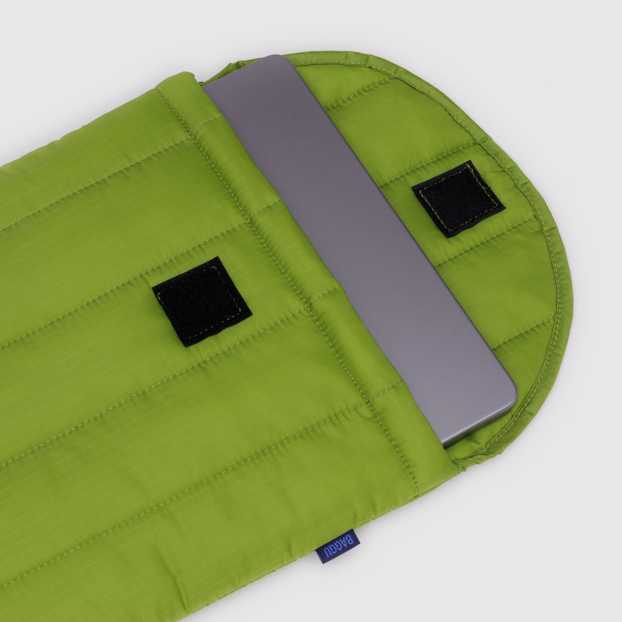BAGGU Puffy Laptop Sleeve 13/14" (Green Juice)