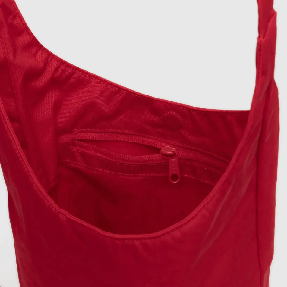 BAGGU Small Nylon Sling (Candy Apple)