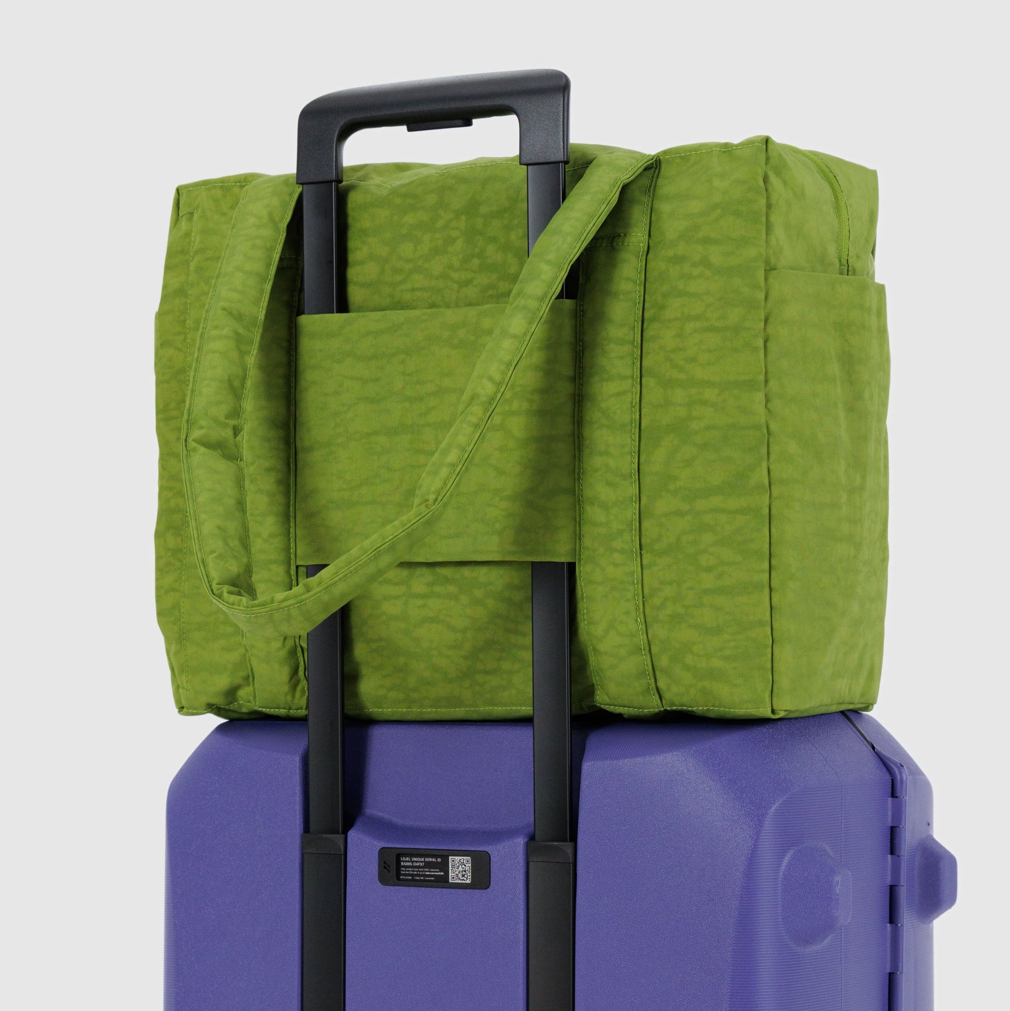 BAGGU Small Cloud Carry-On (Green Juice)