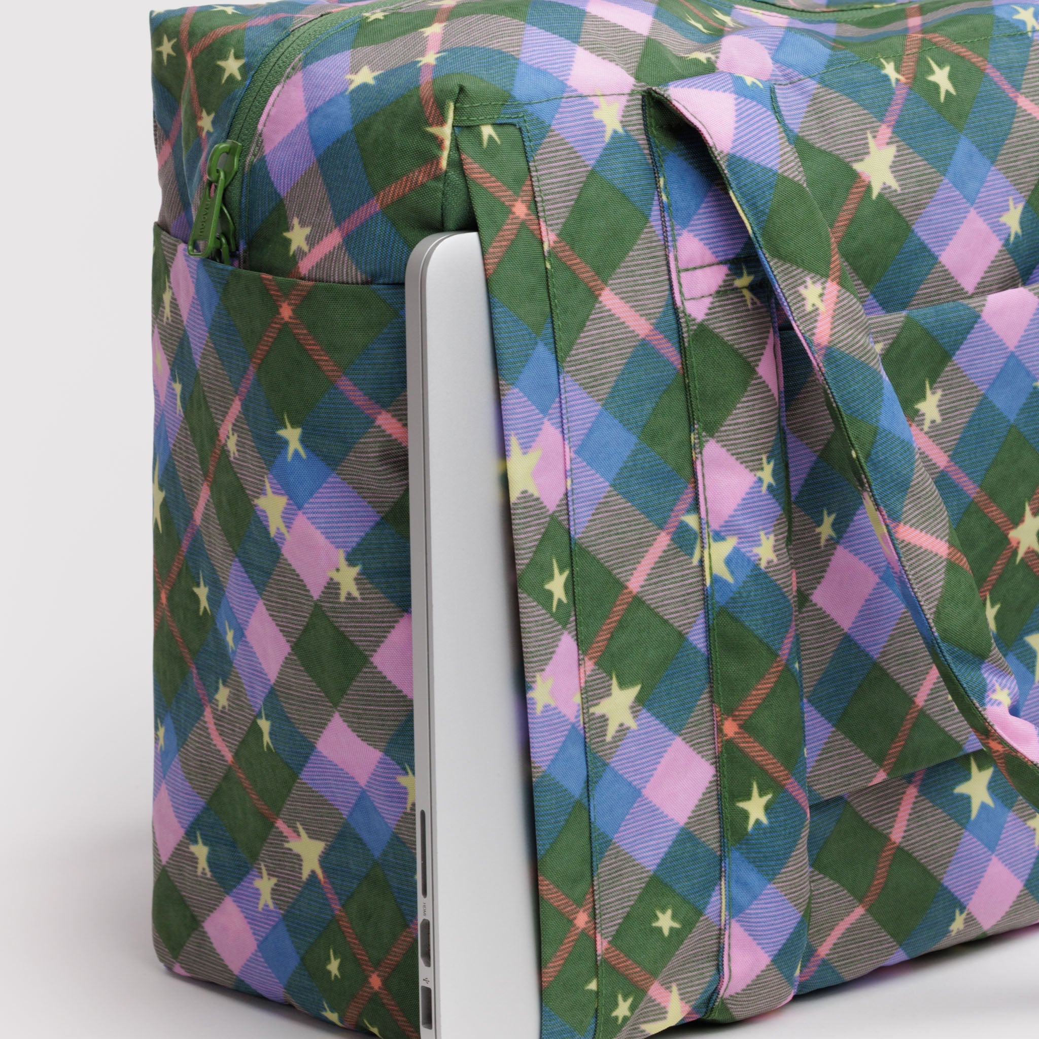 BAGGU Small Cloud Carry-On (Green Star Plaid)