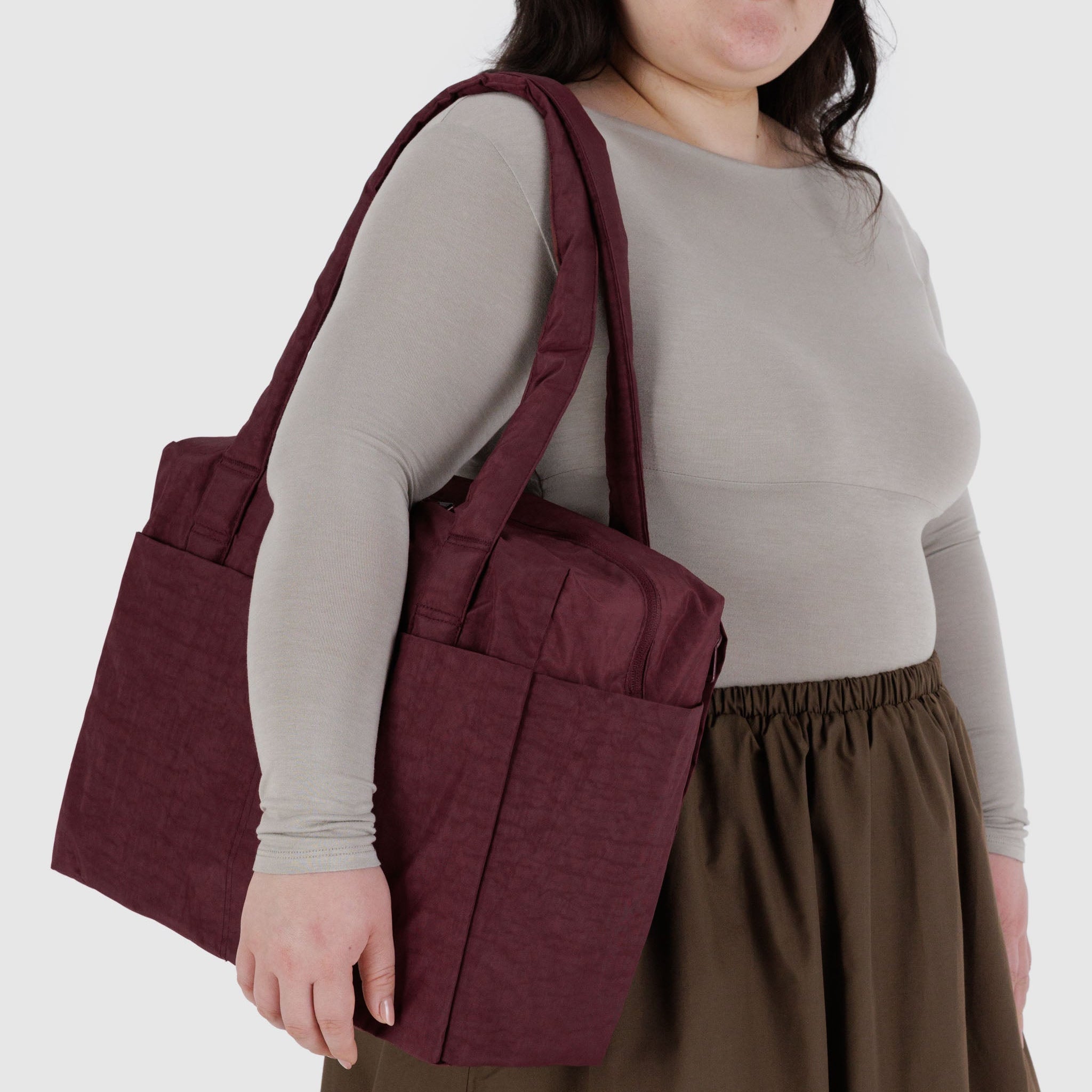 BAGGU Small Cloud Carry-On (Mahogany)