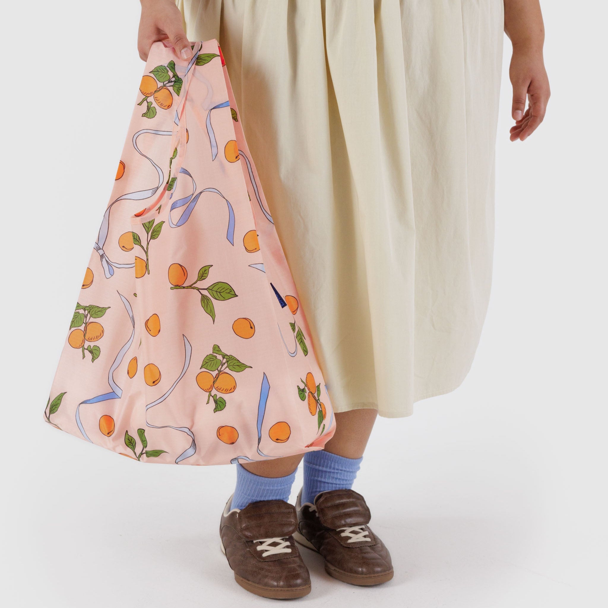 BAGGU Standard Reusable Bag (Apricots &  Ribbons)