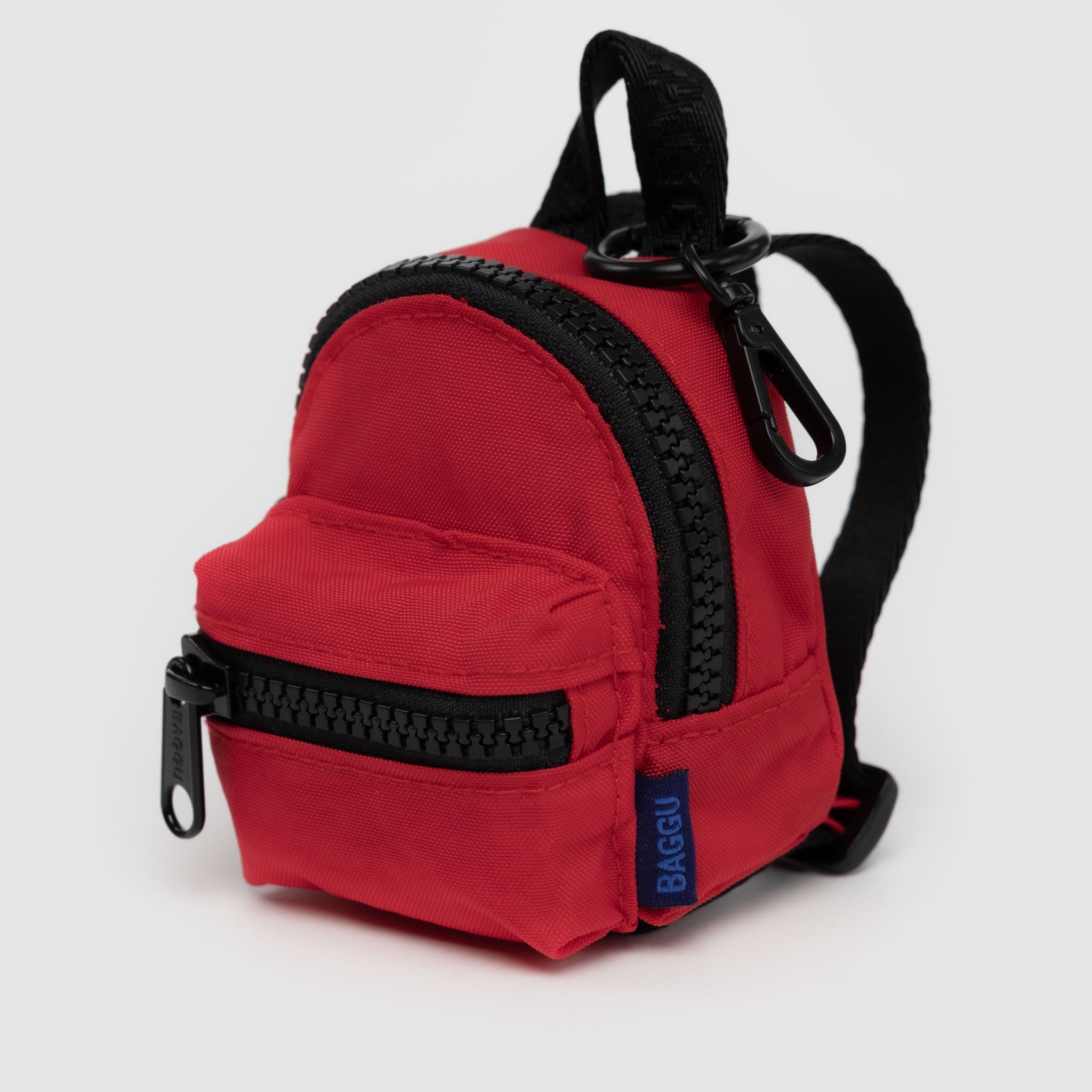 Backpack_Charm_Heavyweight_Candy_Apple_01.jpg
