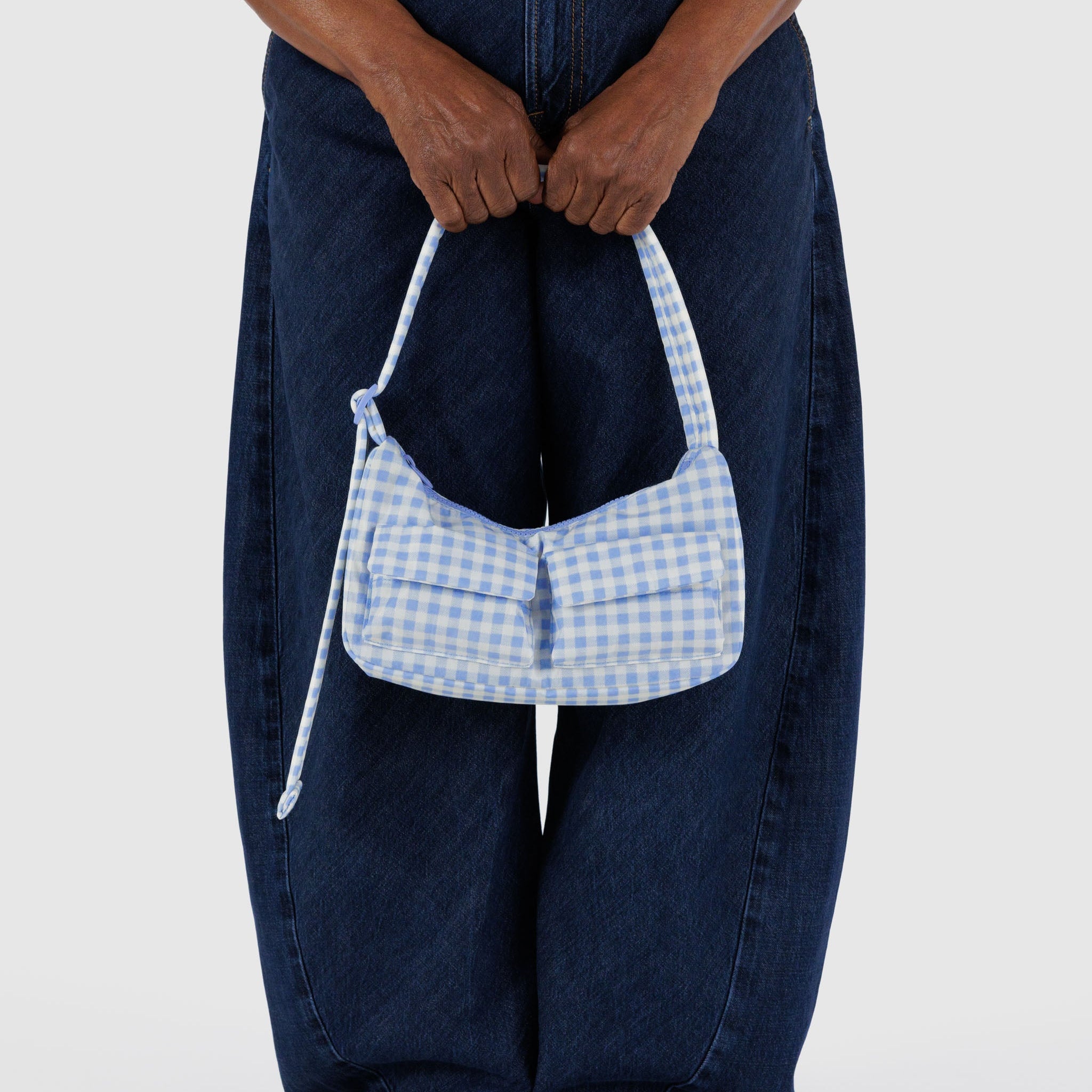 Cargo_Shoulder_Bag_Heavyweight_Light_Blue_Gingham_03.jpg