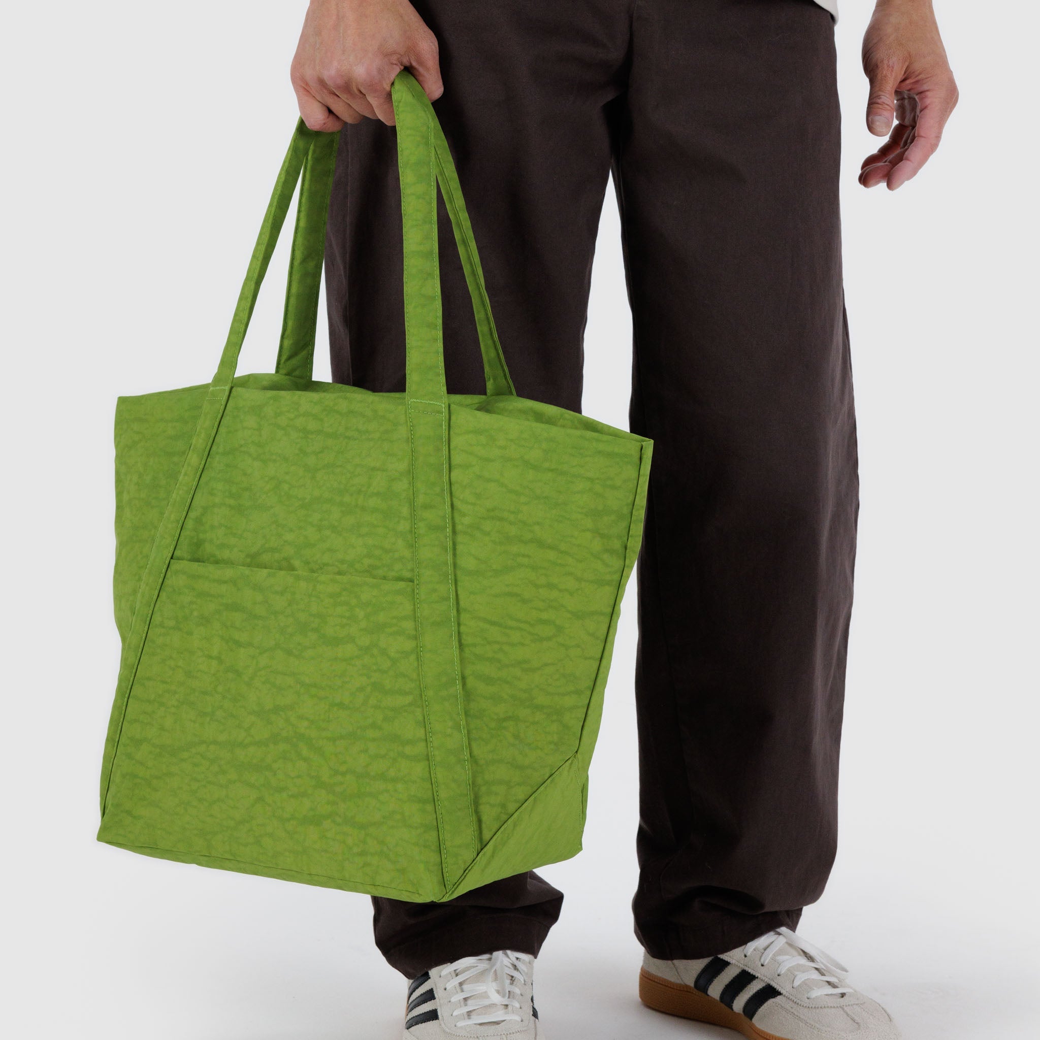 Cloud_Bag_Heavyweight_Green_Juice_03.jpg