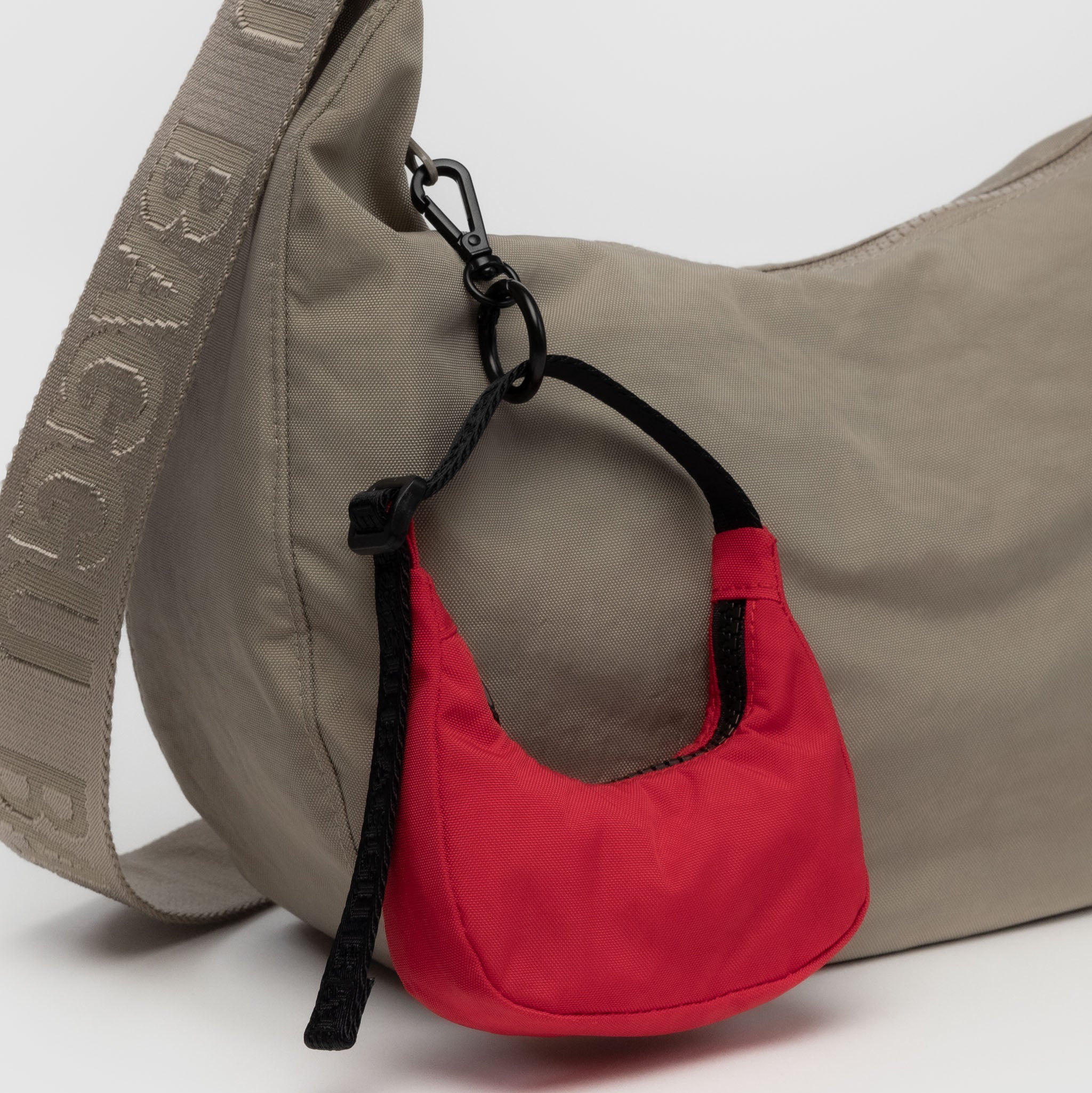 Crescent_Bag_Charm_Heavyweight_Candy_Apple_02.jpg