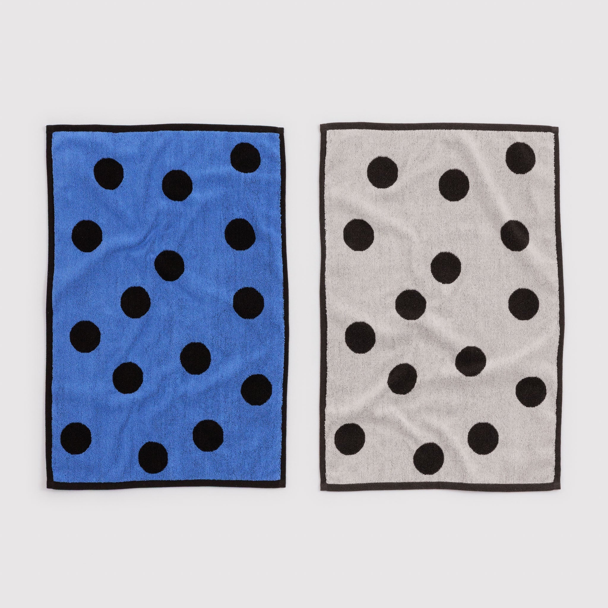 Hand_Towel_Set_of_2_Terry_Polka_Dot_Mix_Set_01.jpg