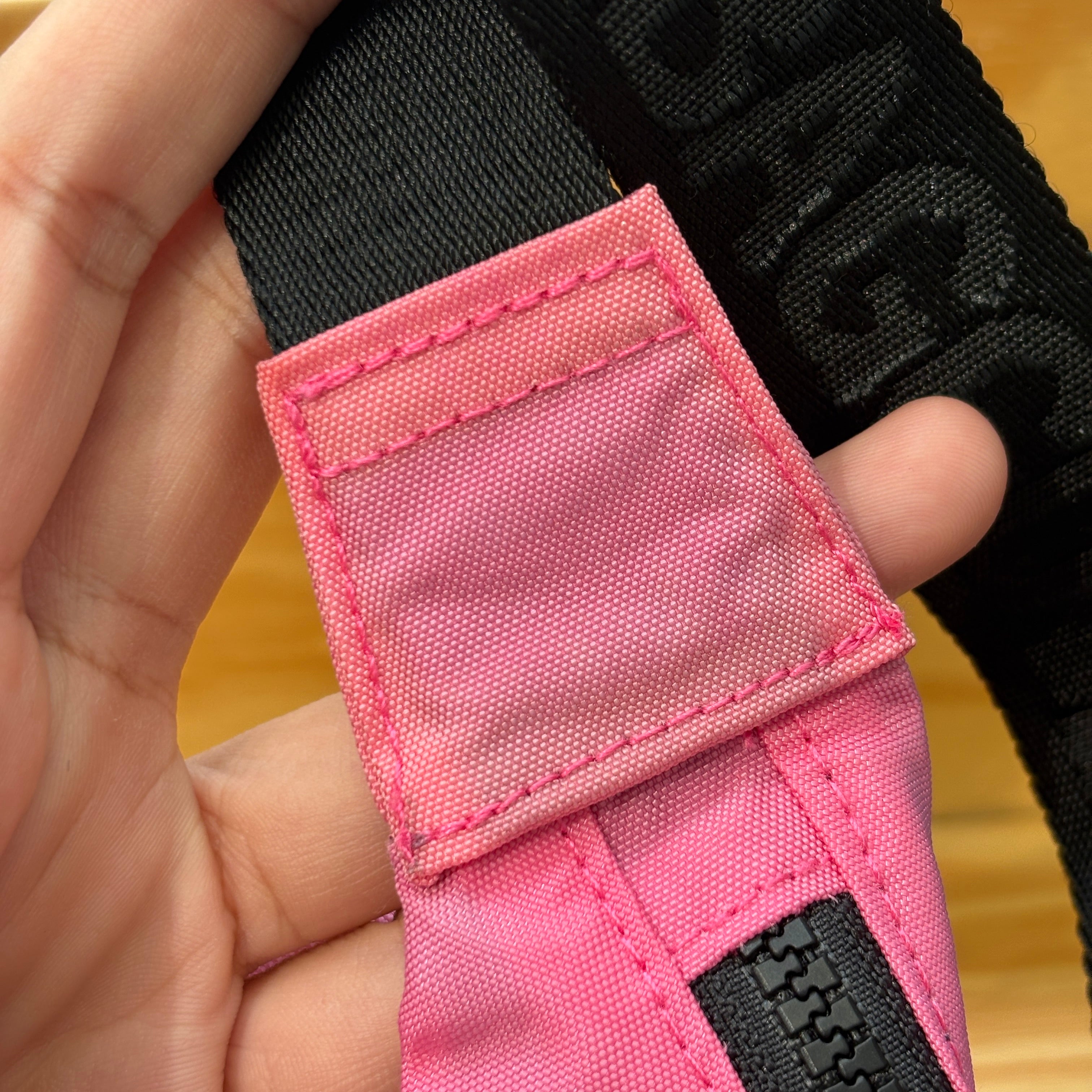 BAGGU Small Nylon Crescent Bag - Azalea Pink (Defect 80%)