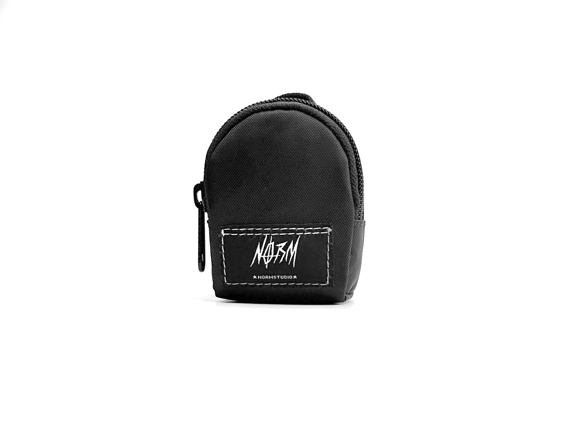 NORM "EM" WRIST BAG