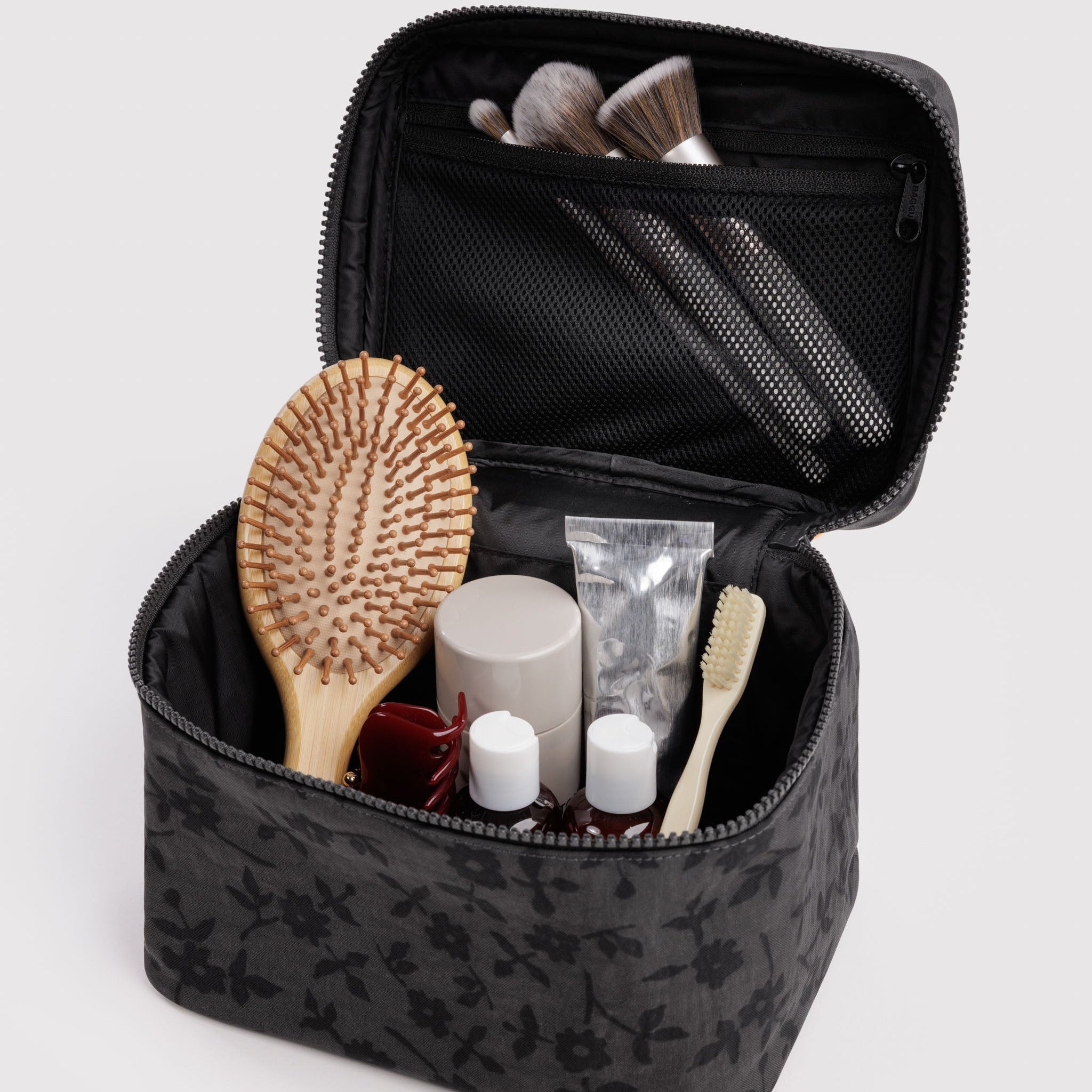Large_Cosmetic_Case_Heavyweight_Charcoal_Ditsy_Floral_02.jpg
