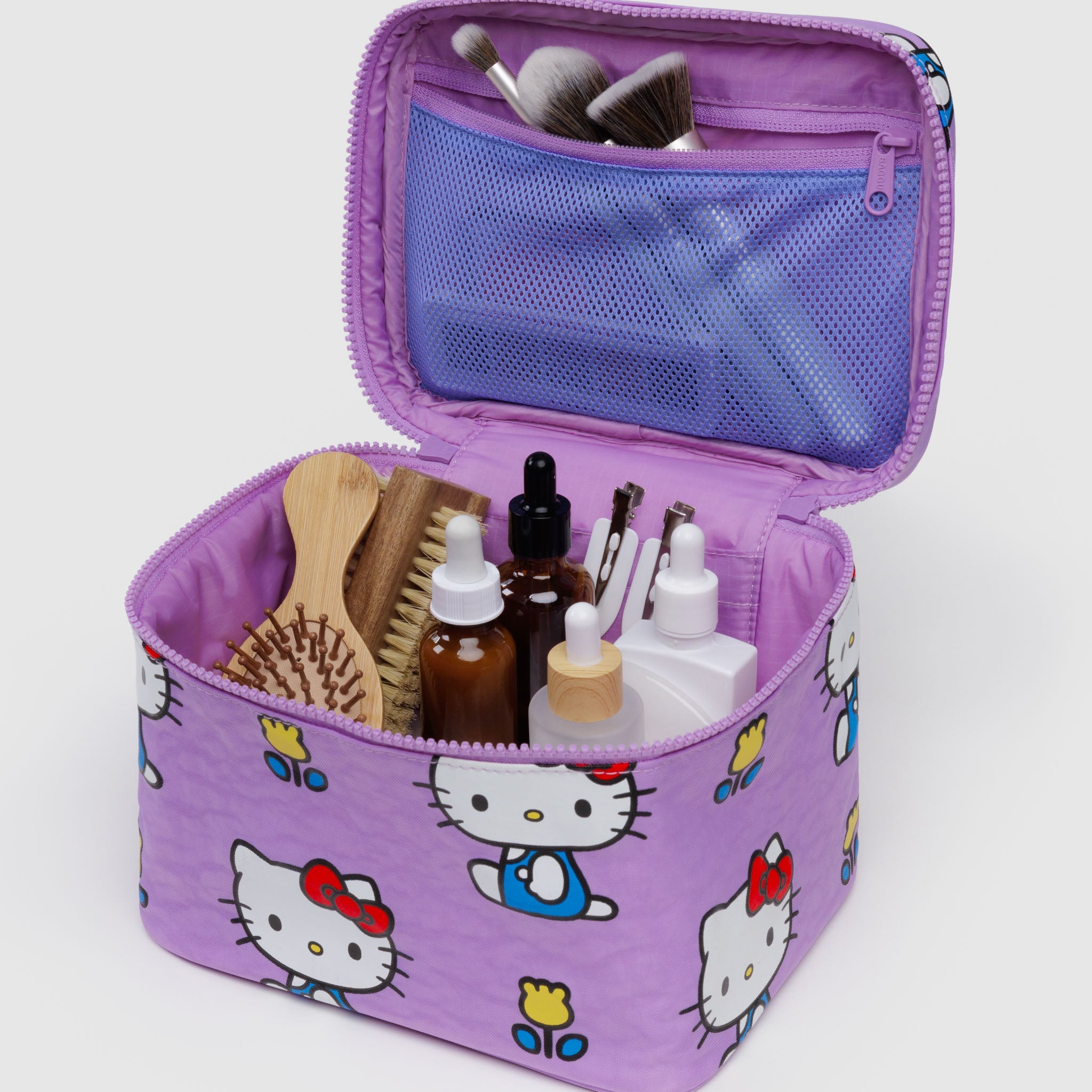 BAGGU Large Cosmetic Case - Florals Hello Kitty Pink