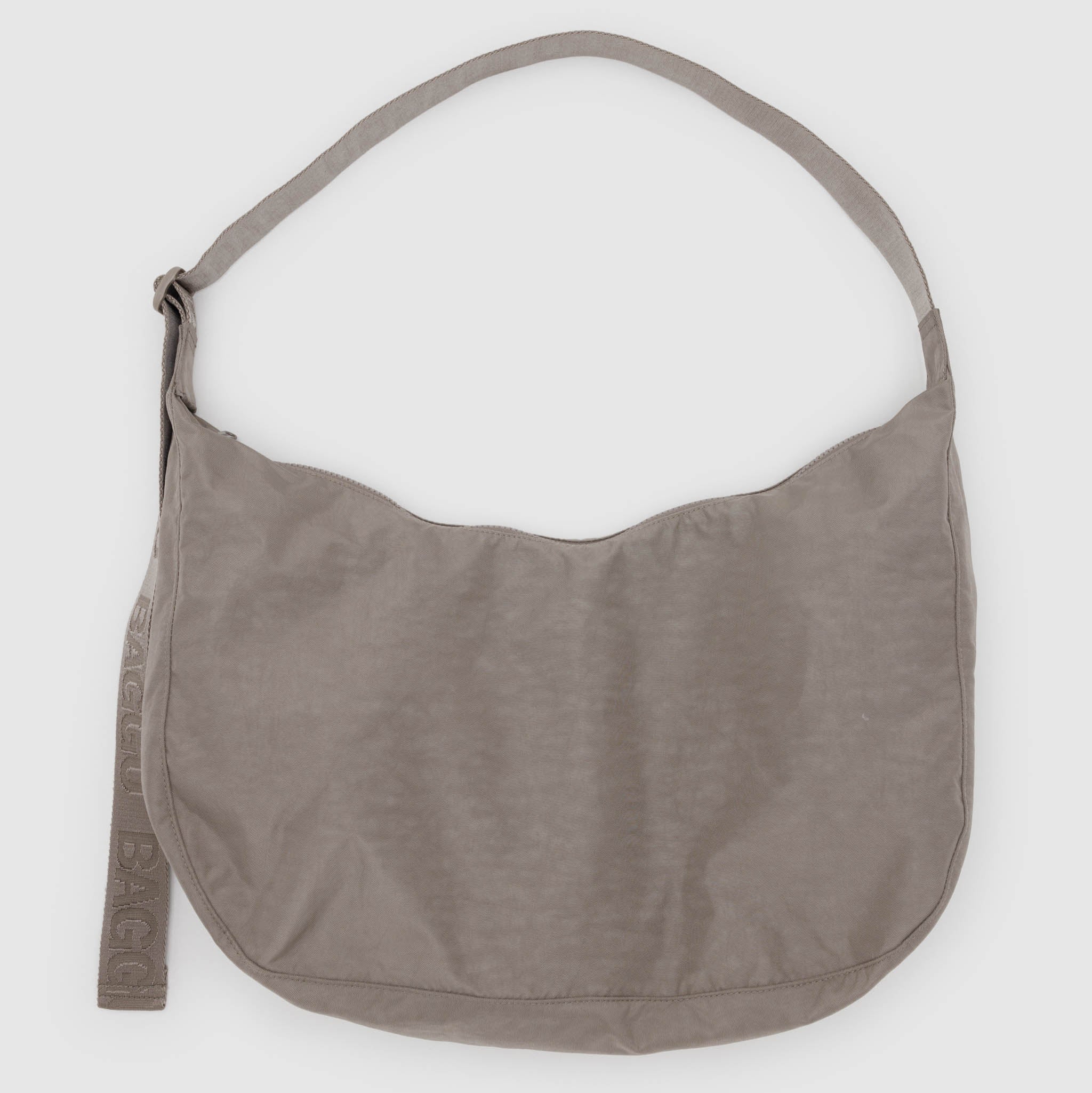 Large_Nylon_Crescent_Bag_Heavyweight_Dove_01.jpg