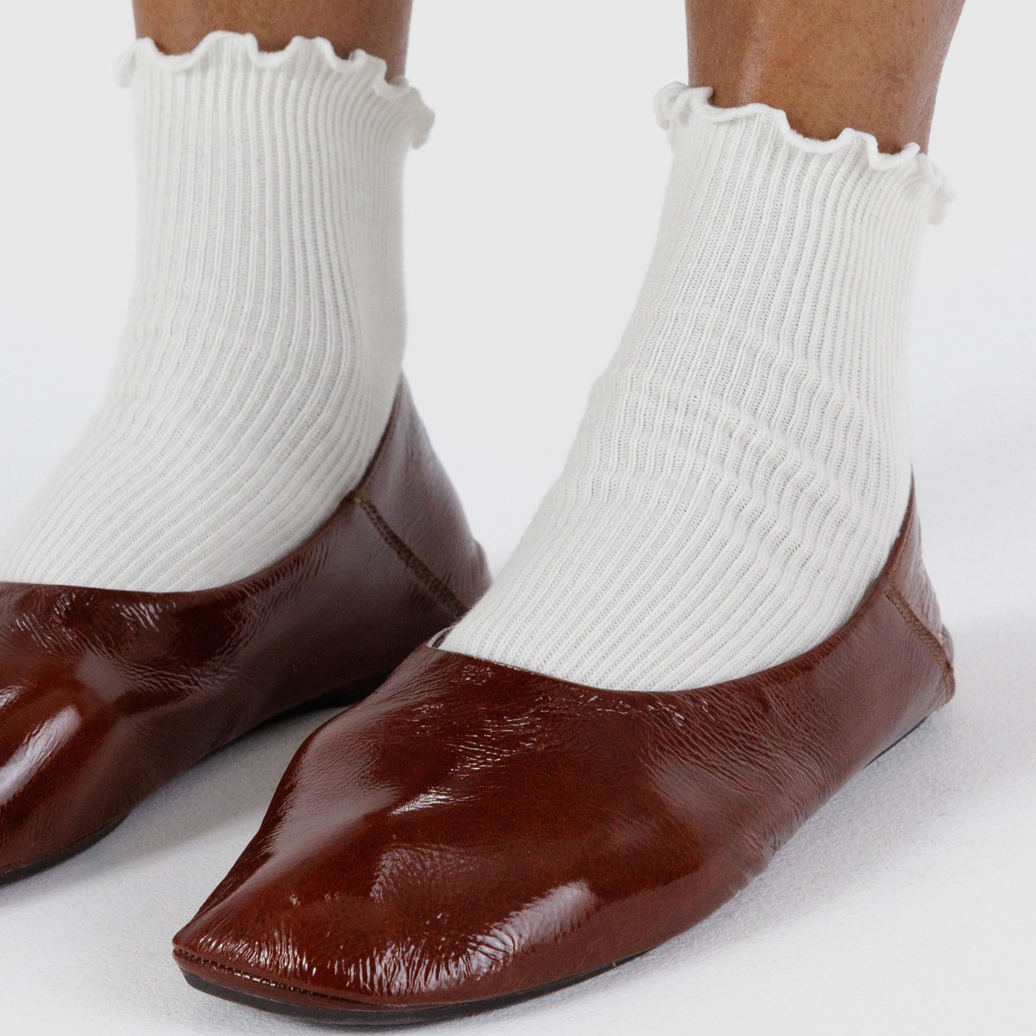 Lettuce_Edge_Socks_Set_of_Two_Bamboo_Knit_White_Set_02.jpg