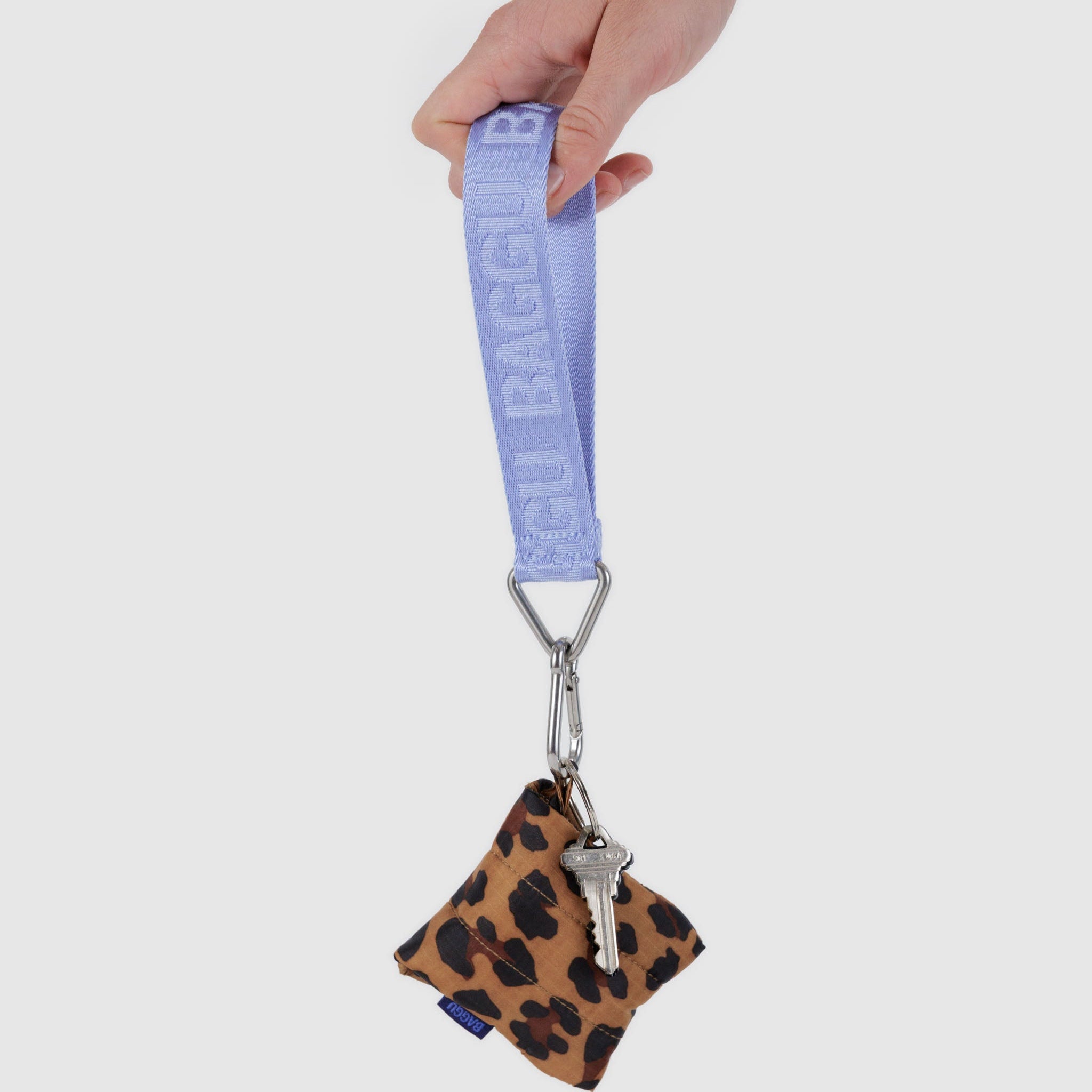 Logo_Keychain_Webbing_French_Blue_03.jpg