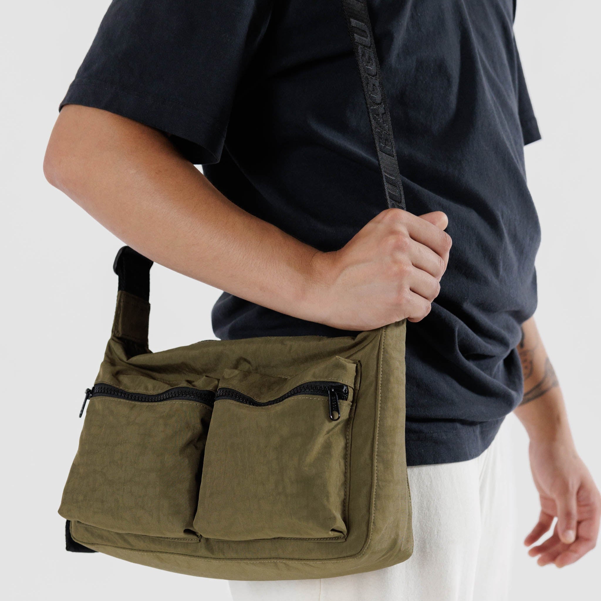 Medium_Cargo_Crossbody_Heavyweight_Seaweed_03.jpg