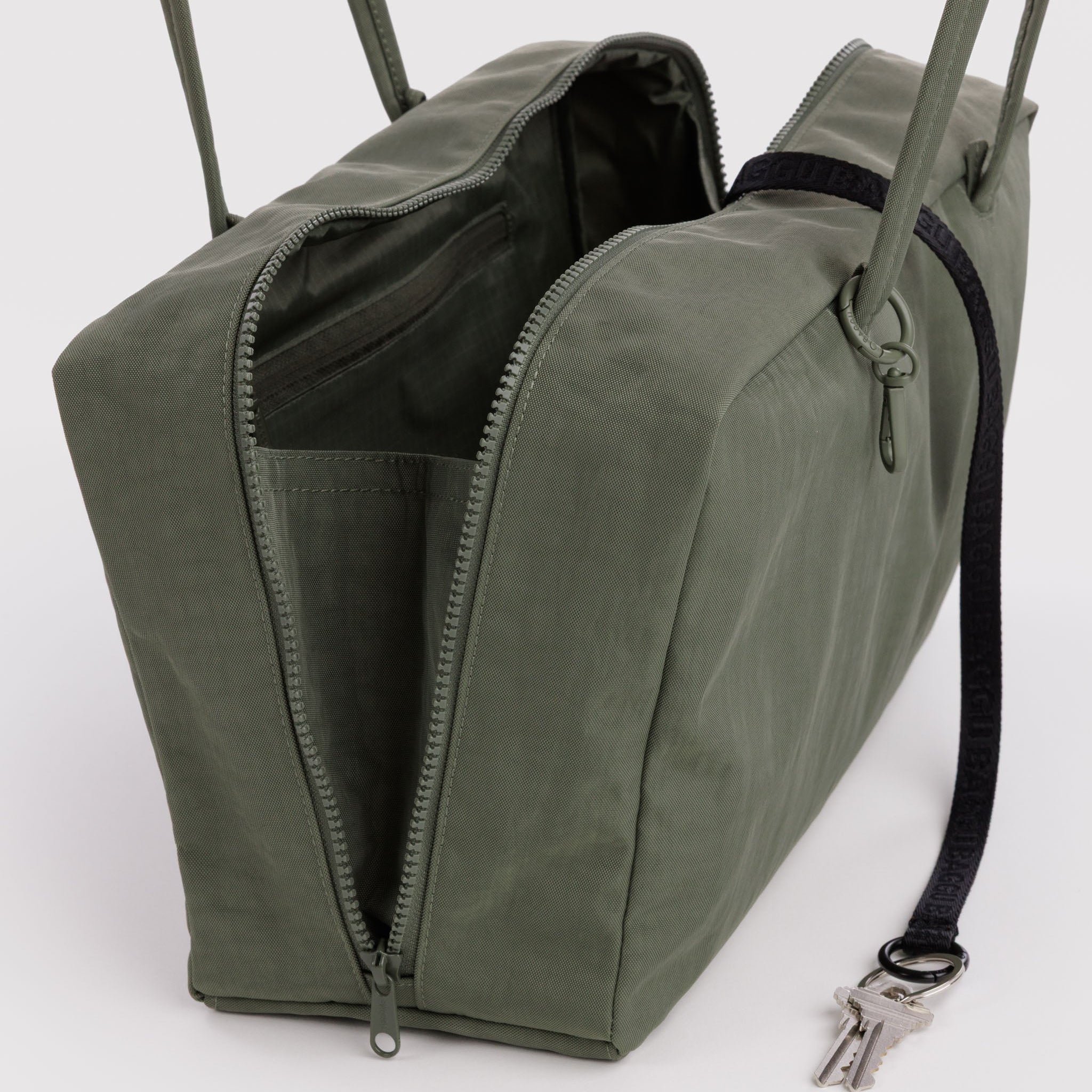 Medium_Nylon_Bowler_Bag_Heavyweight_Caper_04.jpg