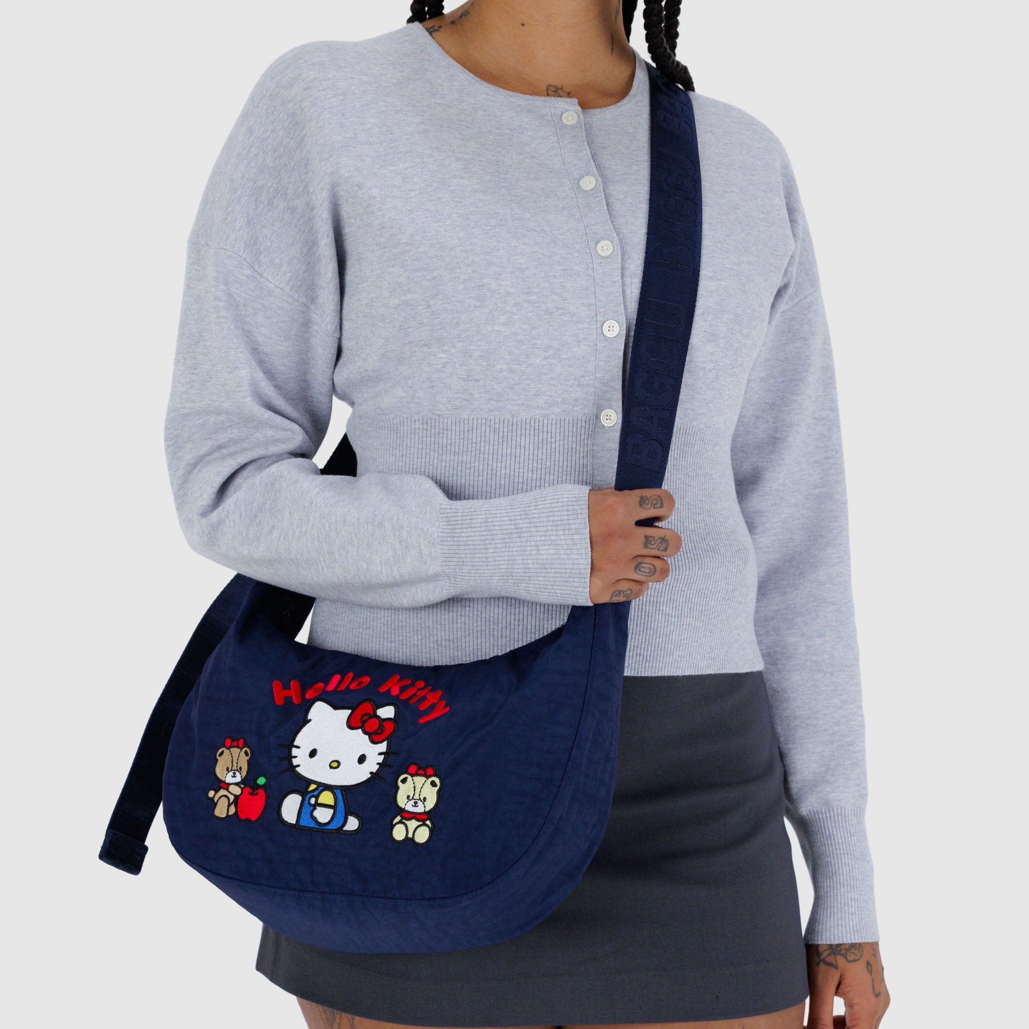 Medium_Nylon_Crescent_Bag_Heavyweight_Embroidered_Hello_Kitty___Teddy_02.jpg