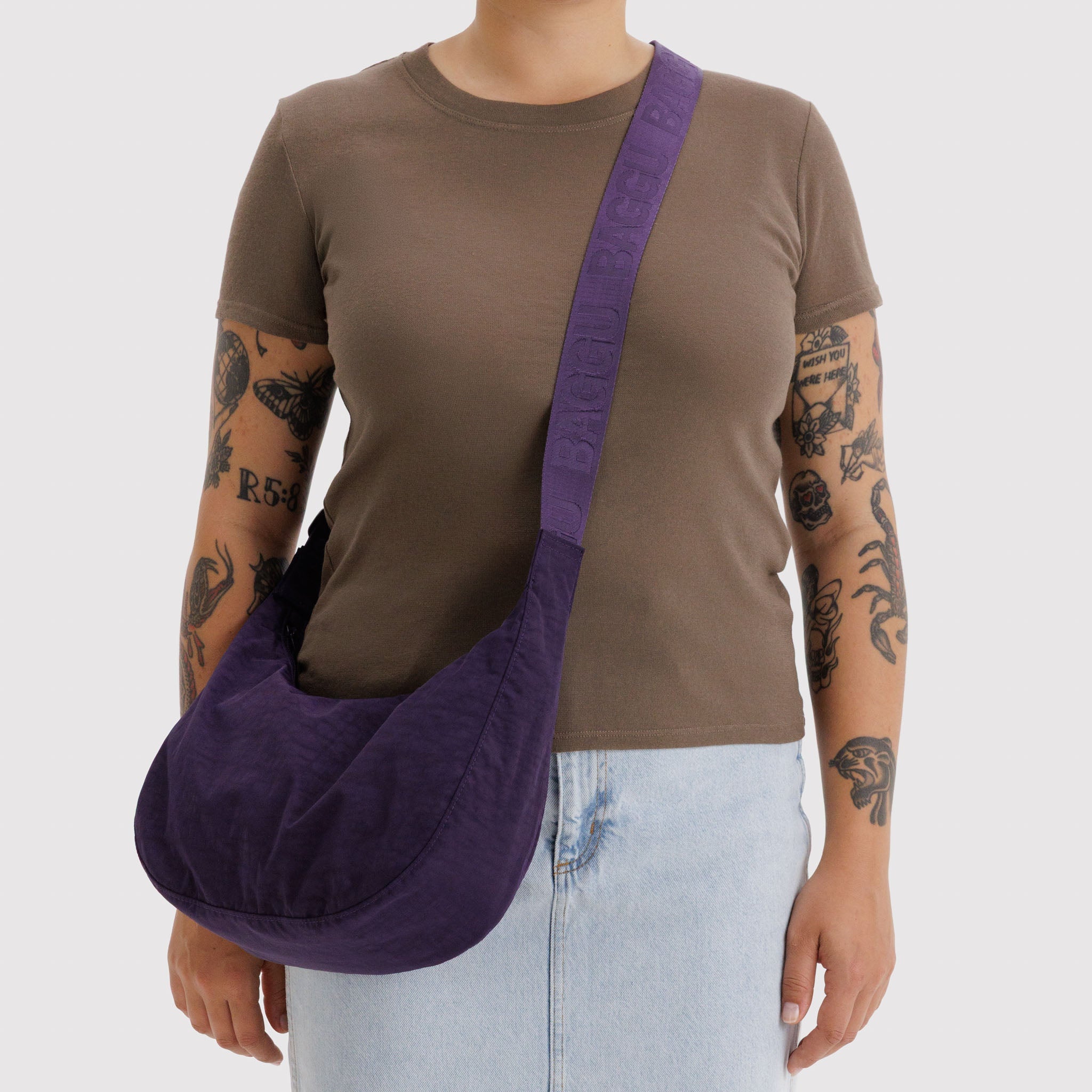 BAGGU Medium Crescent Bag (Fig)