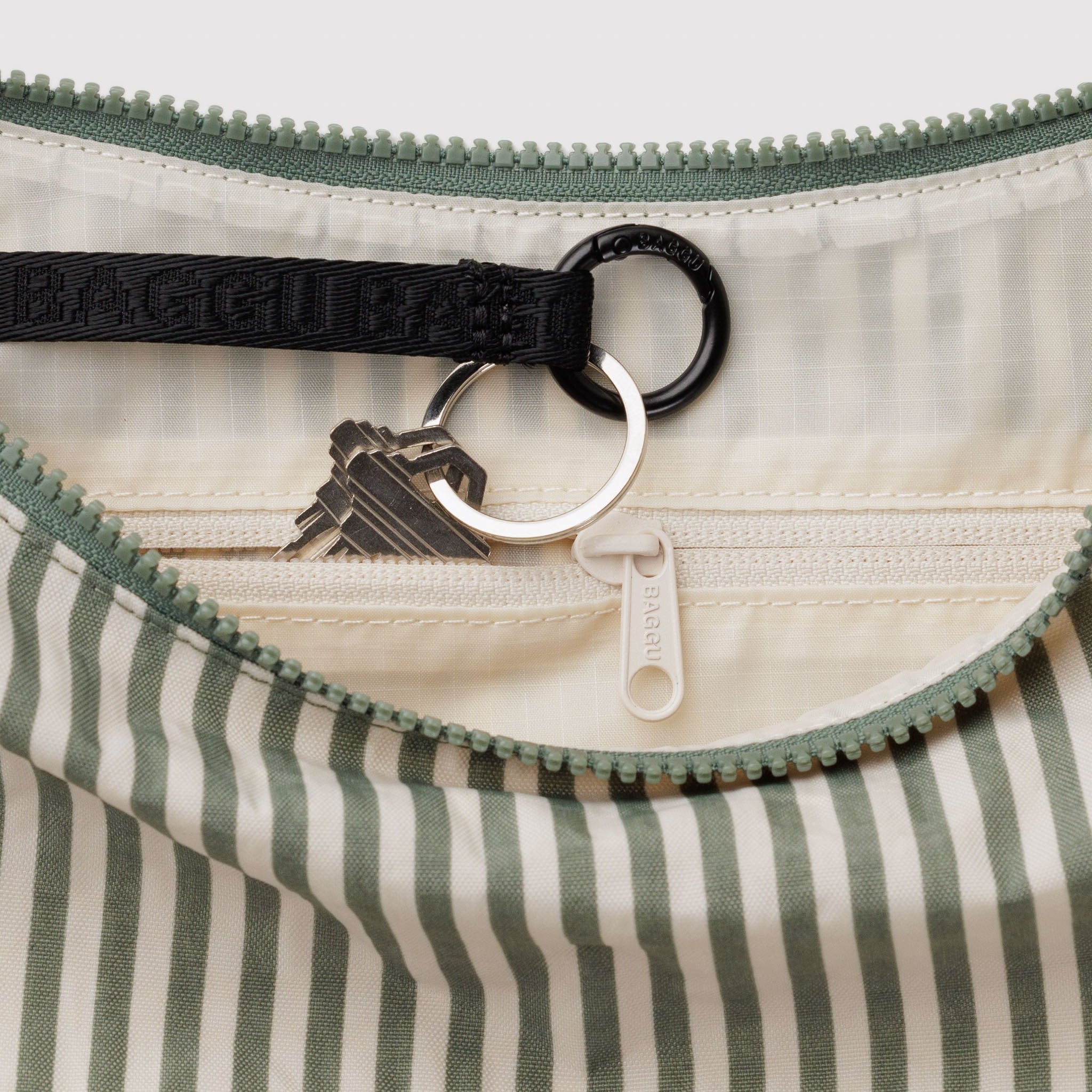 Medium_Nylon_Crescent_Bag_Heavyweight_Sage_Stripe_03.jpg