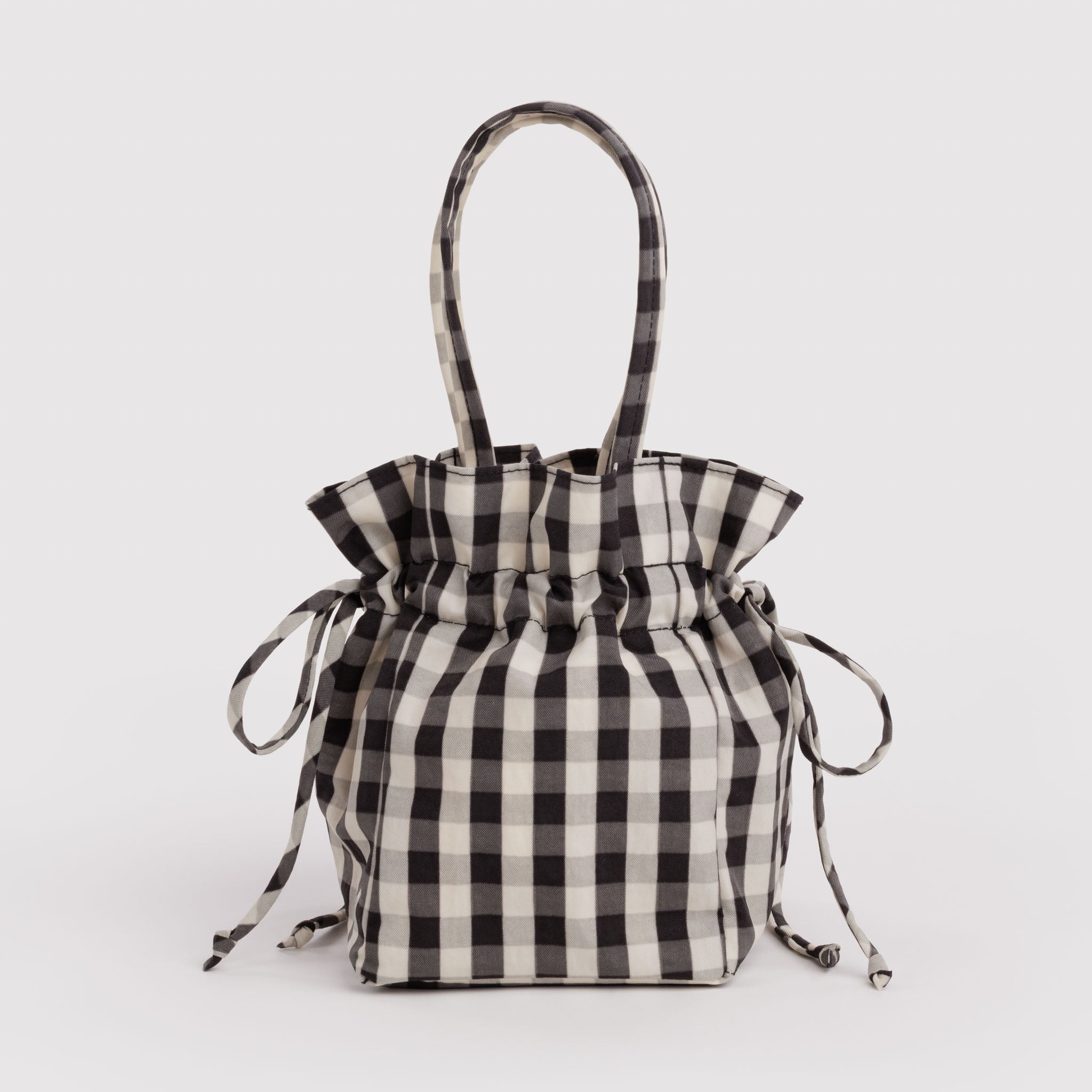 BAGGU Nylon Drawstring (Black and Cream Gingham)