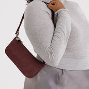 BAGGU Nylon Pochette (Mahogany)