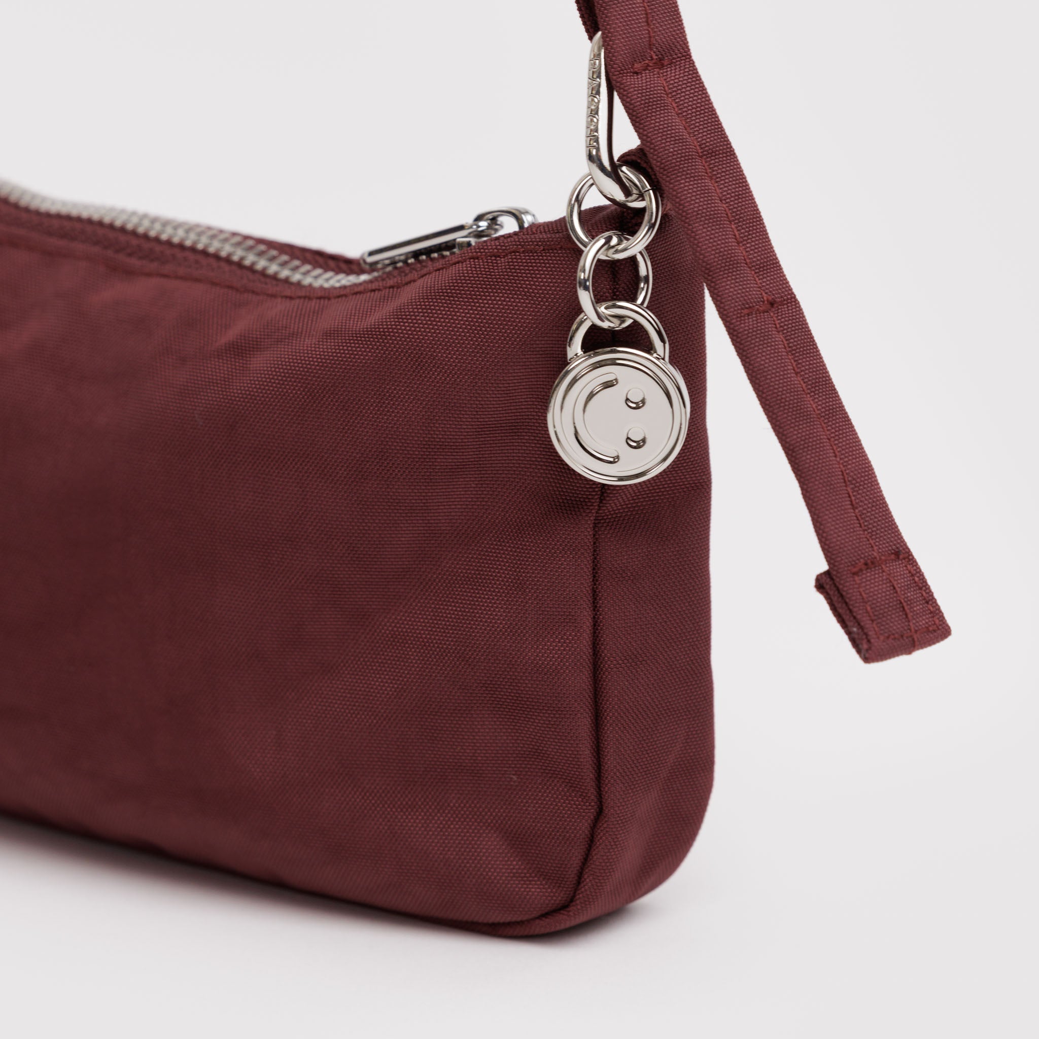 BAGGU Nylon Pochette (Mahogany)