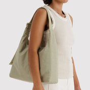 BAGGU Nylon Shoulder Bag (Celadon)