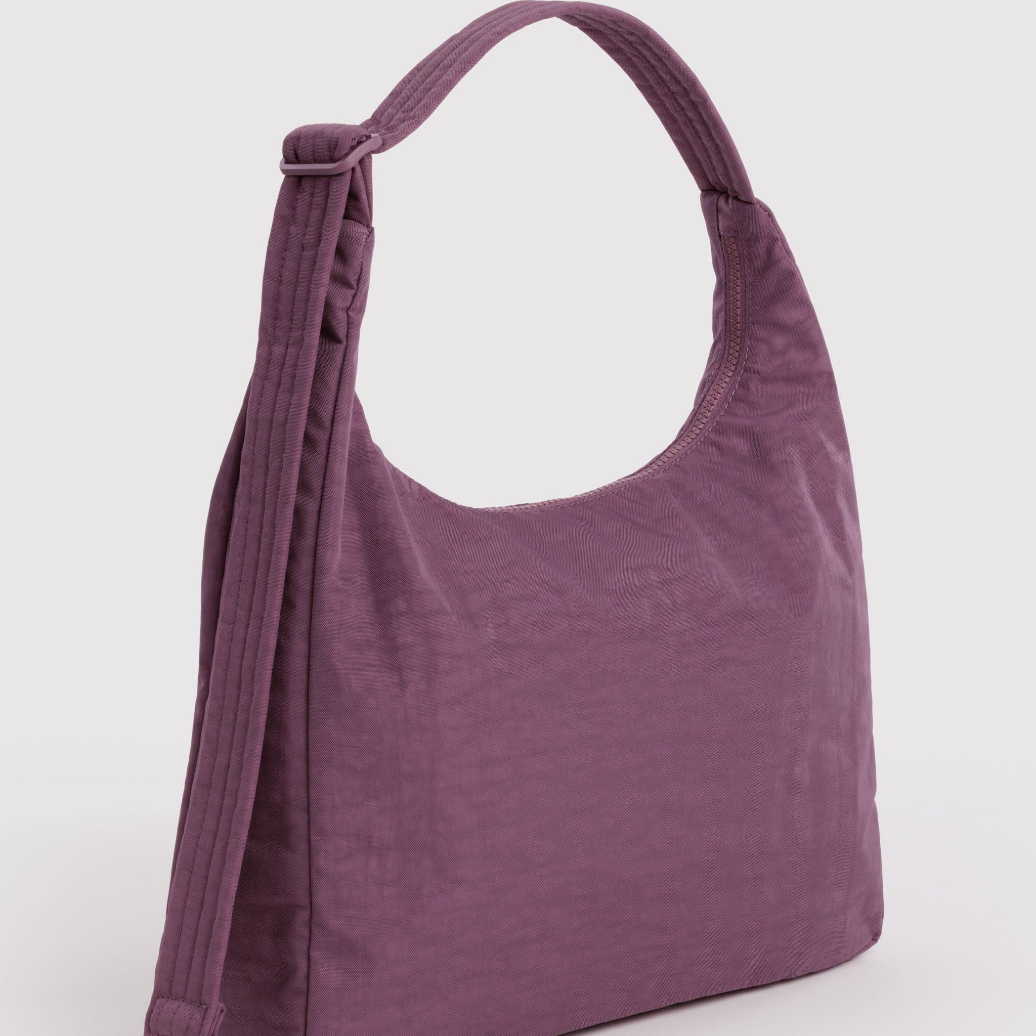 Nylon_Shoulder_Bag_Heavyweight_Wild_Plum_03.jpg