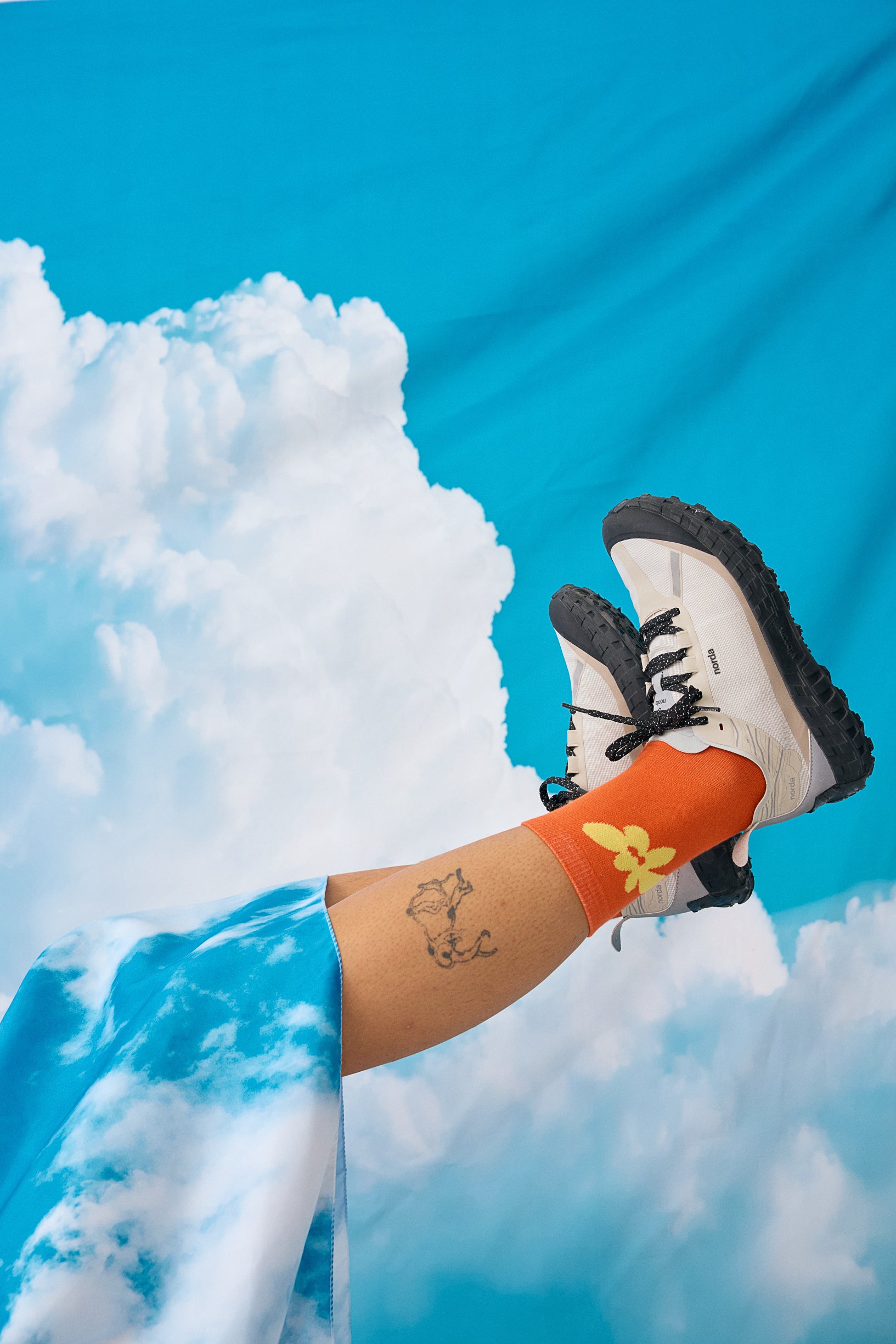 ToSmile - ถุงเท้า (สีส้ม)