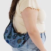 กระเป๋าผ้าไนลอน Crescent ขนาดเล็ก (Digital Denim Birds) 