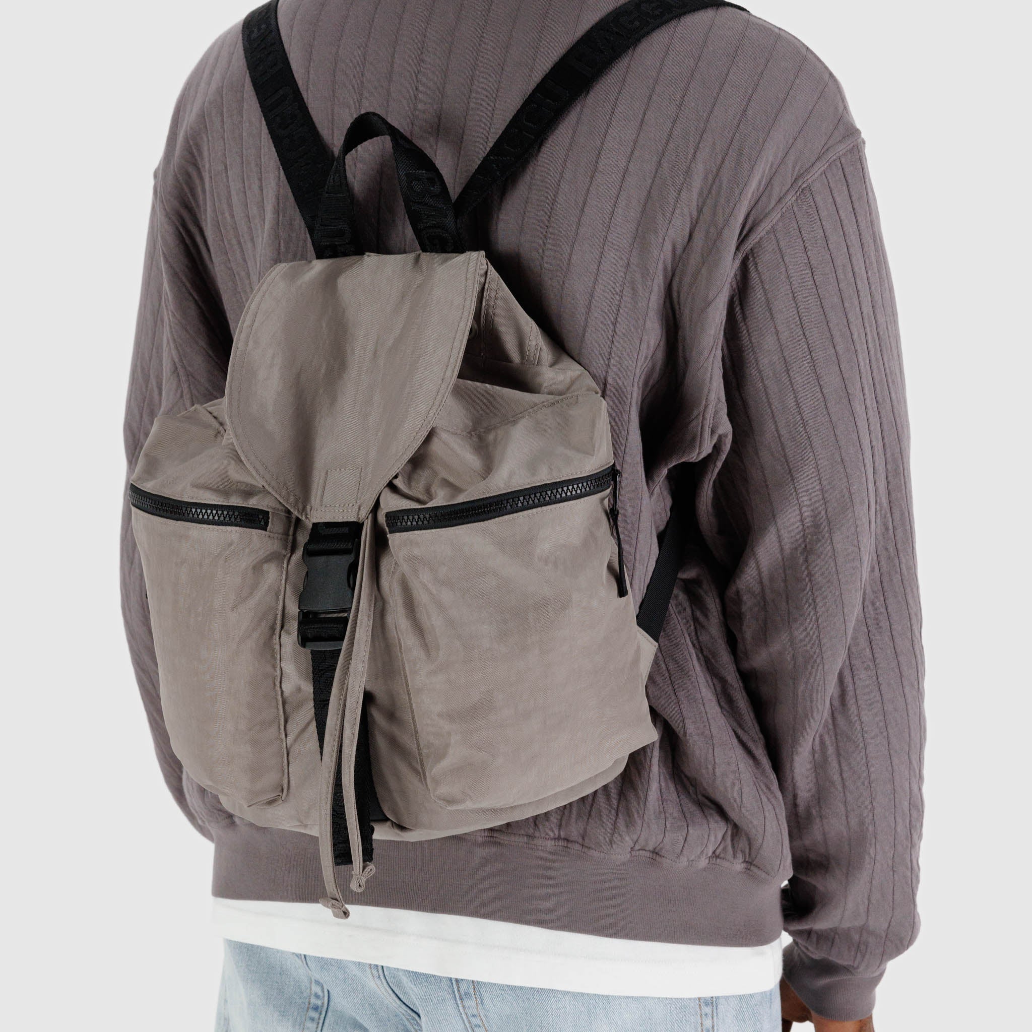 Sport_Backpack_Heavyweight_Dove_03.jpg