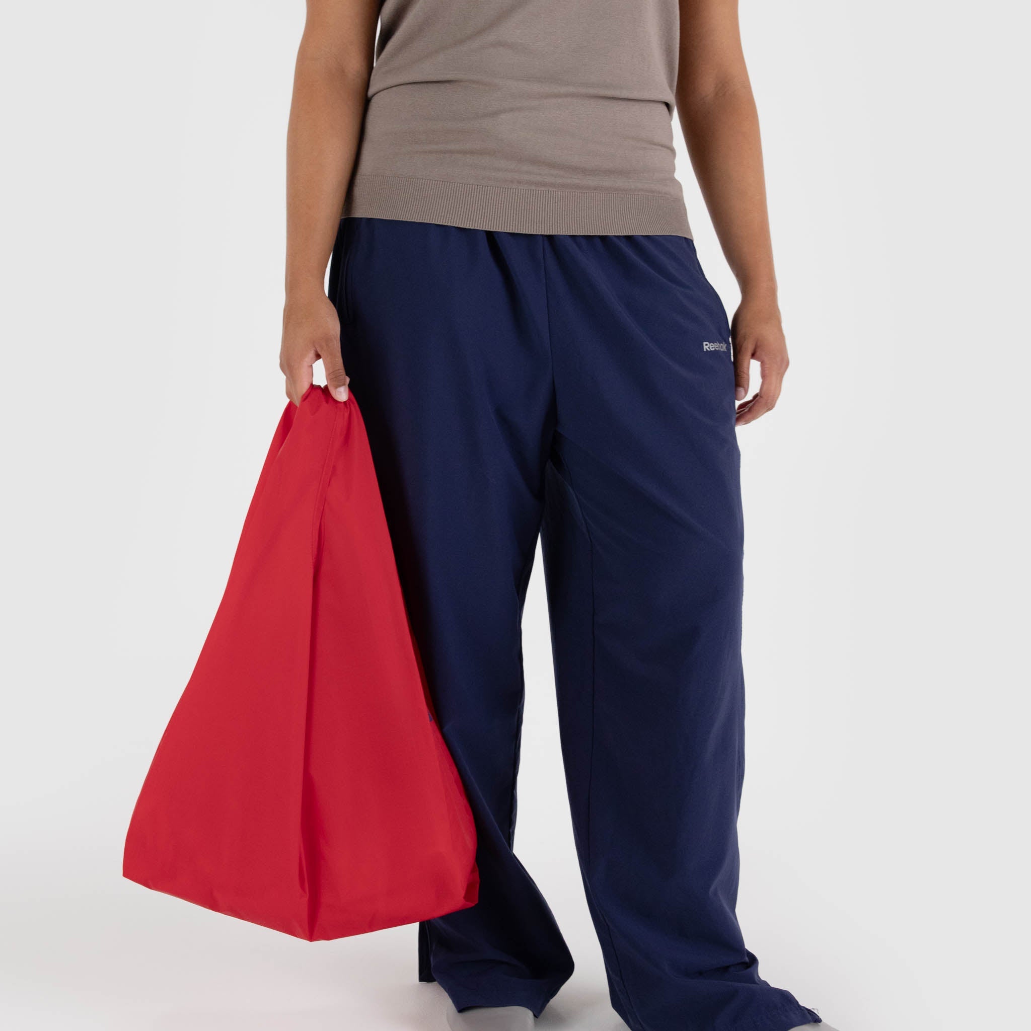 Standard_Baggu_Ripstop_Candy_Apple_03.jpg