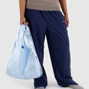 ถุงผ้า BAGGU มาตรฐาน (สีฟ้าเมทัลลิก)