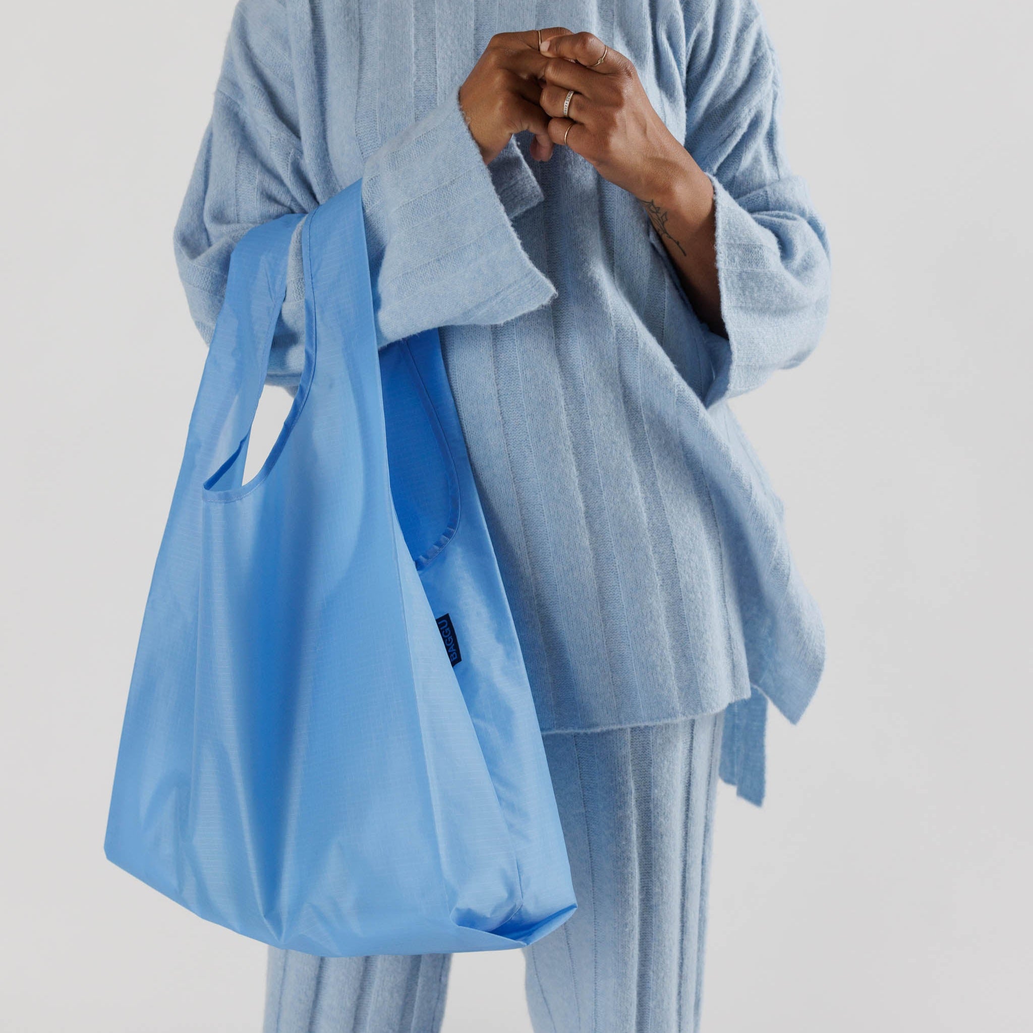 Standard_Baggu_Ripstop_Soft_Blue_03.jpg