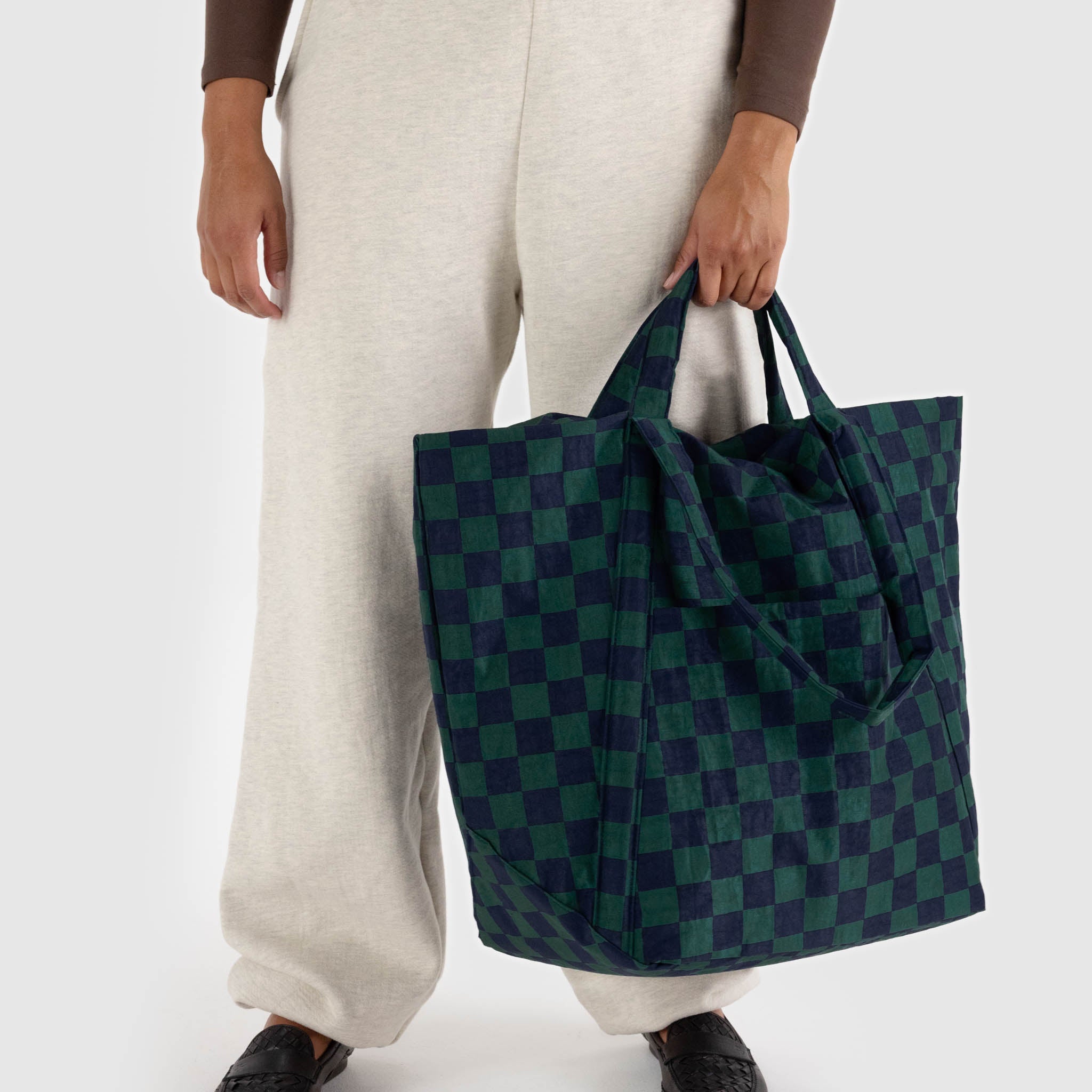 Travel_Cloud_Bag_Heavyweight_Navy_Green_Check_03.jpg