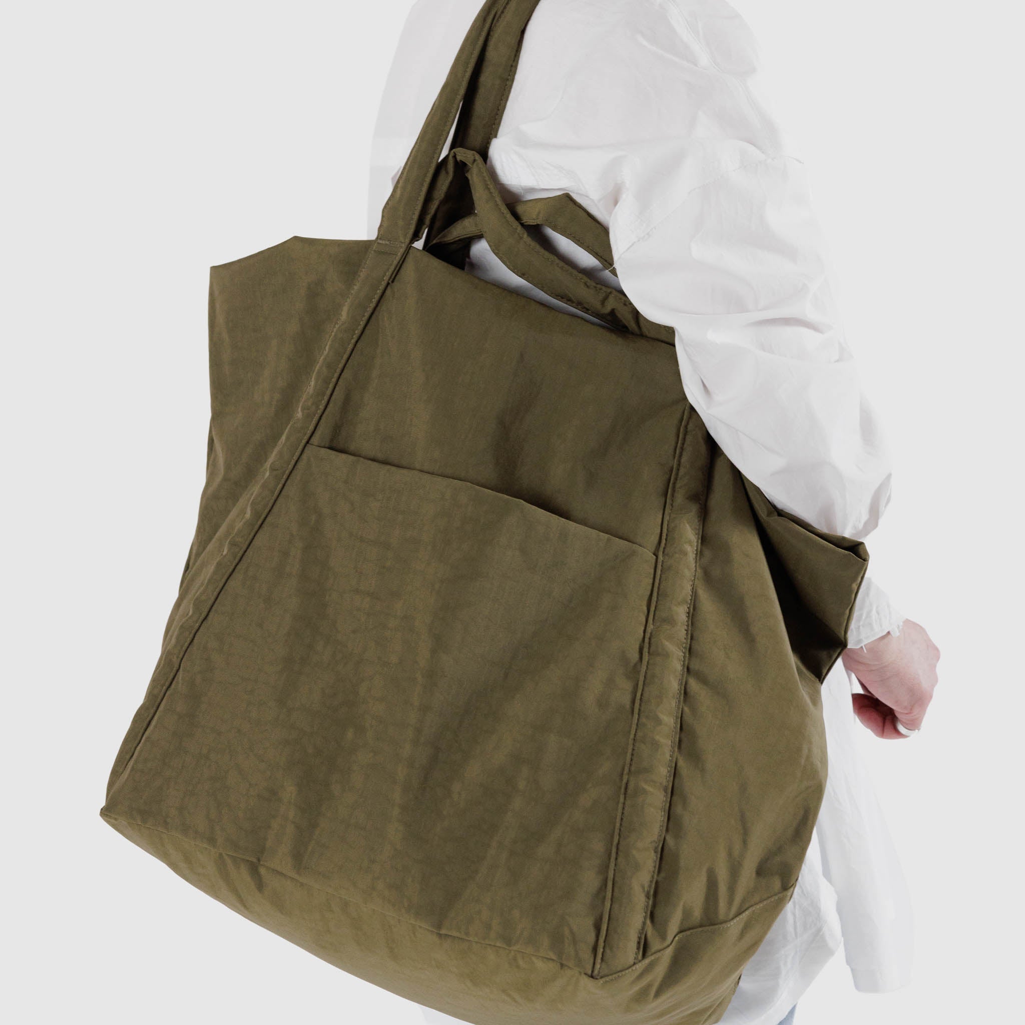 Travel_Cloud_Bag_Heavyweight_Seaweed_03.jpg
