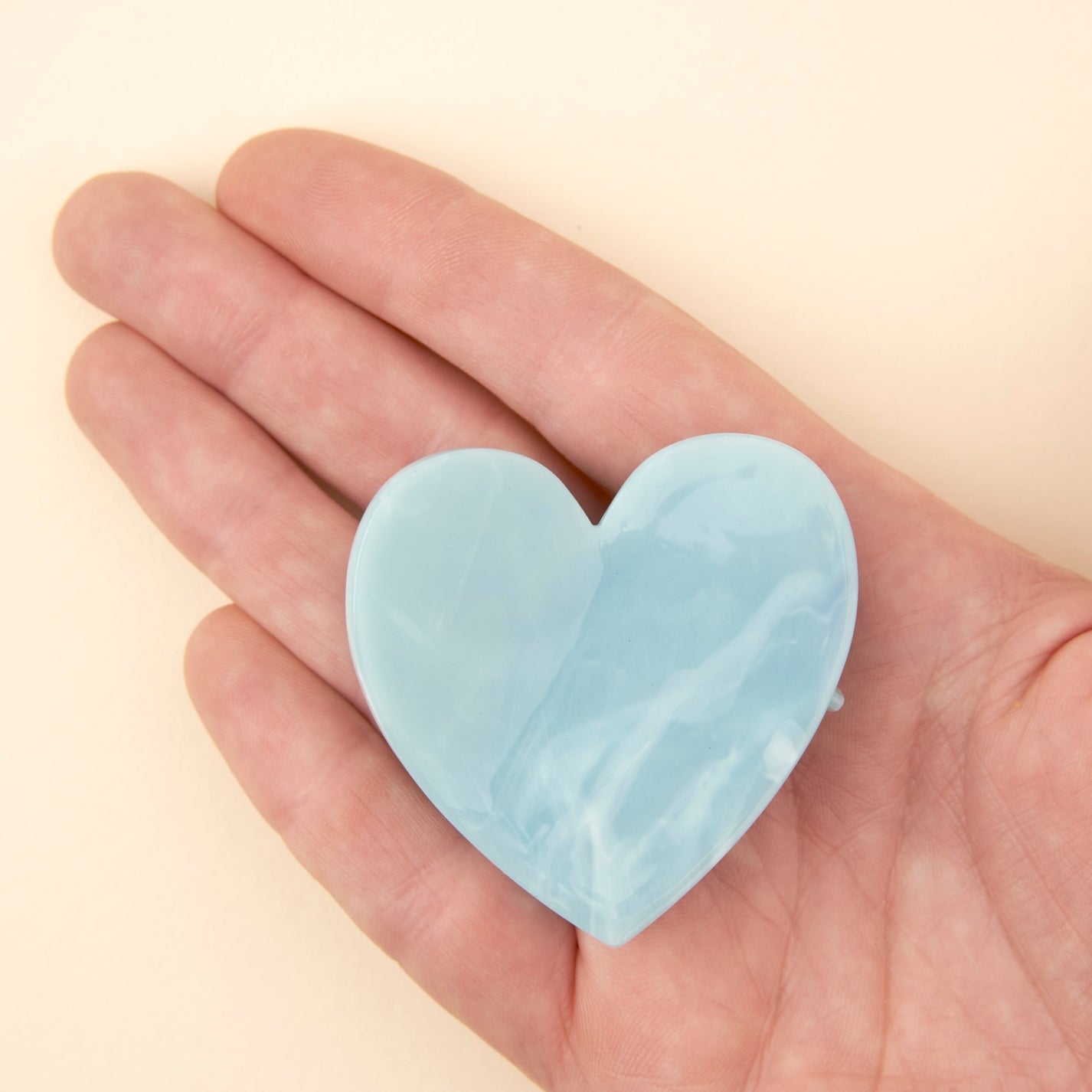 Coucou Suzette Hair Claw (Blue Heart)