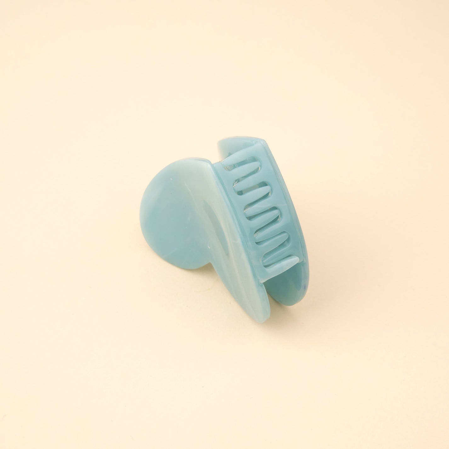 Coucou Suzette Hair Claw (Blue Heart)