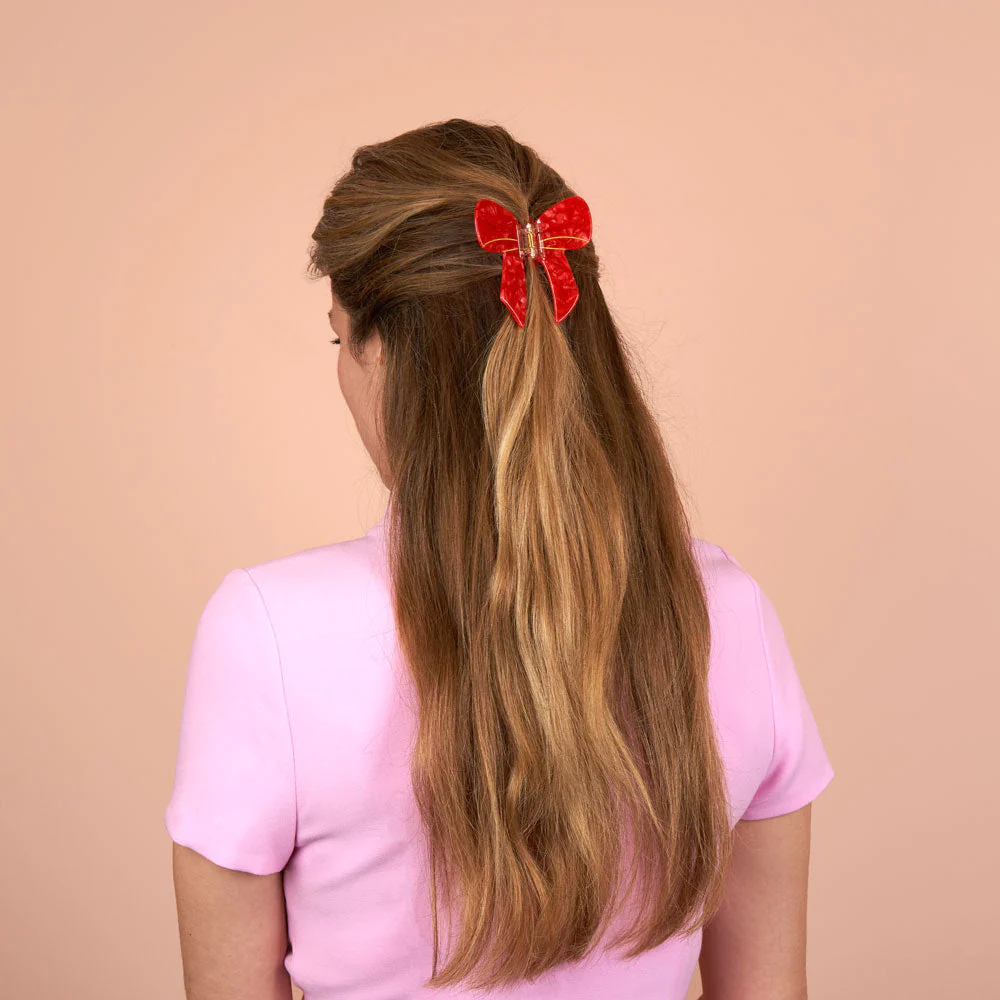 coucou-suzette-accessoire-accessory-cadeau-gift-pince-cheveux-hairclaw-noeud-ribbon-red-rouge-romance-romantic-hair-coiffure-pp-web-1.png