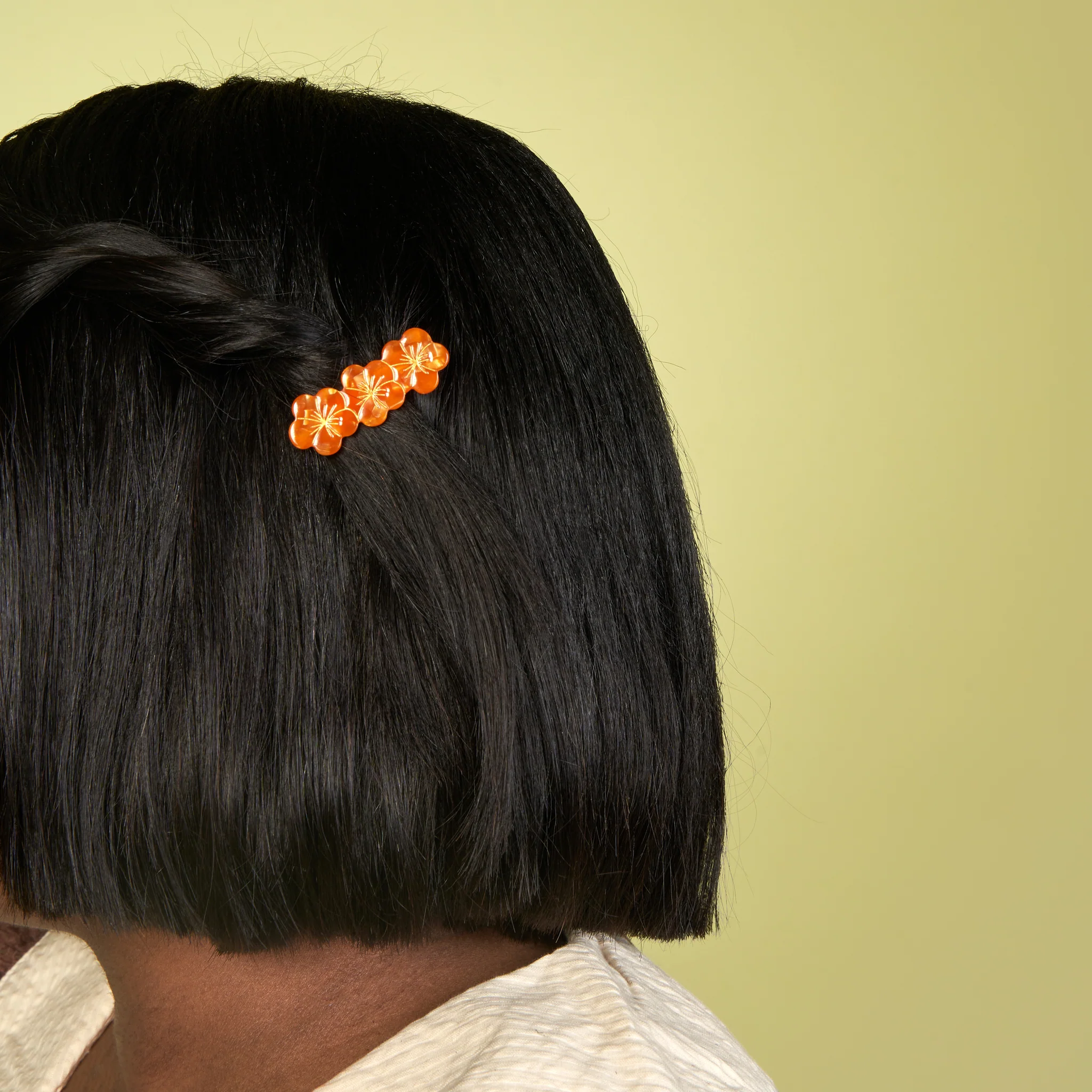 coucou-suzette-accessoire-accessory-cadeau-gift-tendance-trendy-fashion-garden-party-barrette-cheveux-hair-clip-fleurs-flower-capucine-nasturtium-orange-porte.png