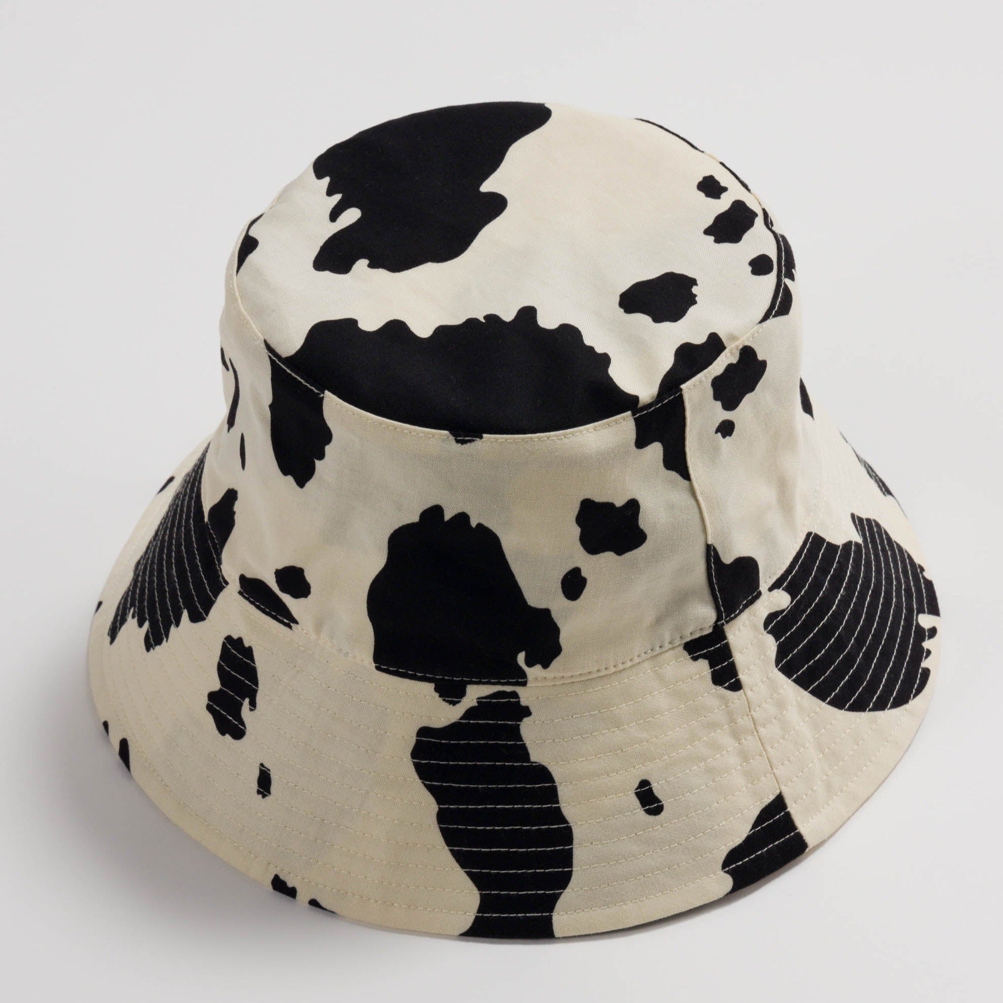 Bucket_Hat_5oz_Cotton_Black_and_White_Cow_01.jpg